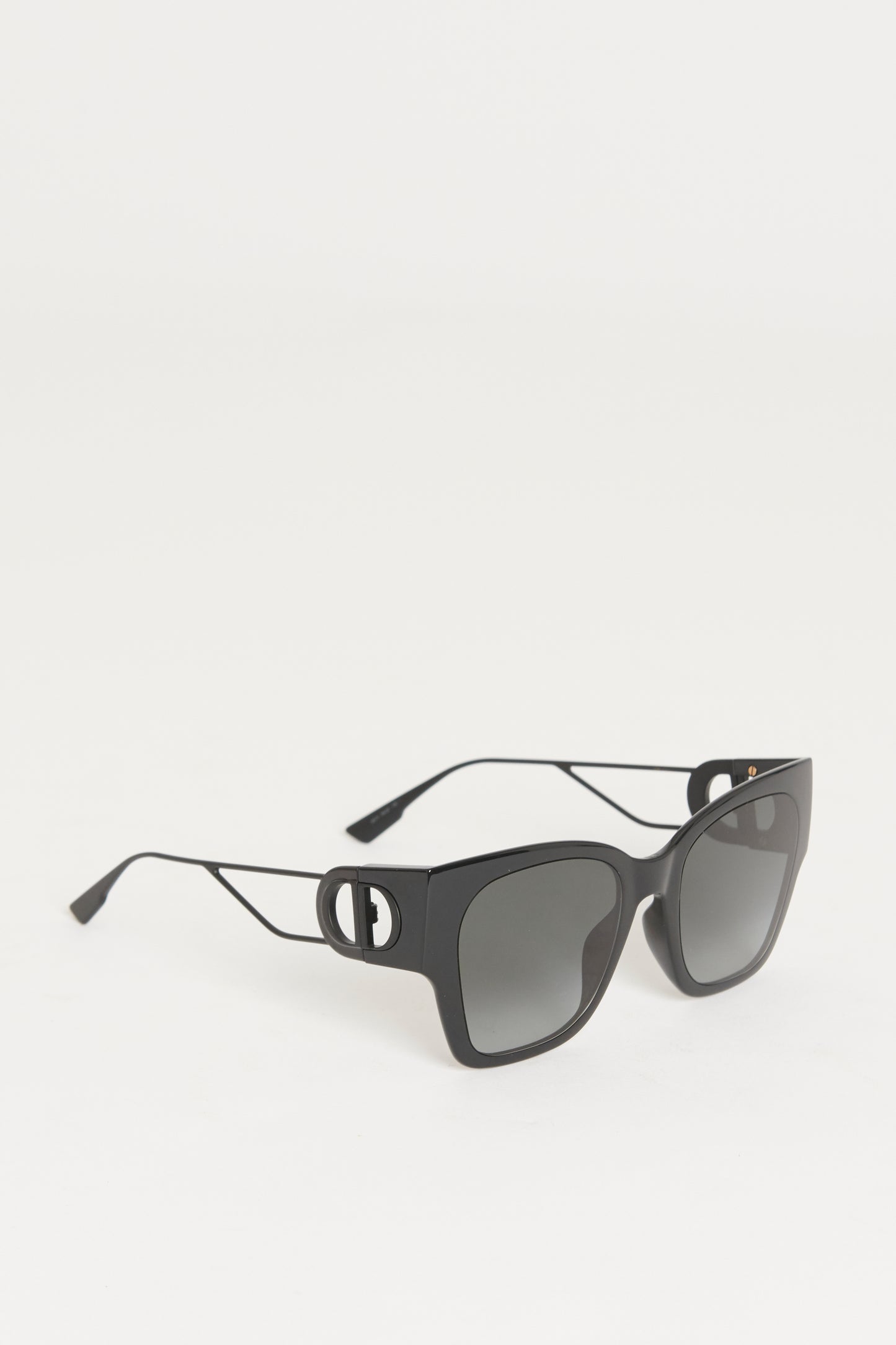 Black Montaigne 30 Oversized Square Sunglasses