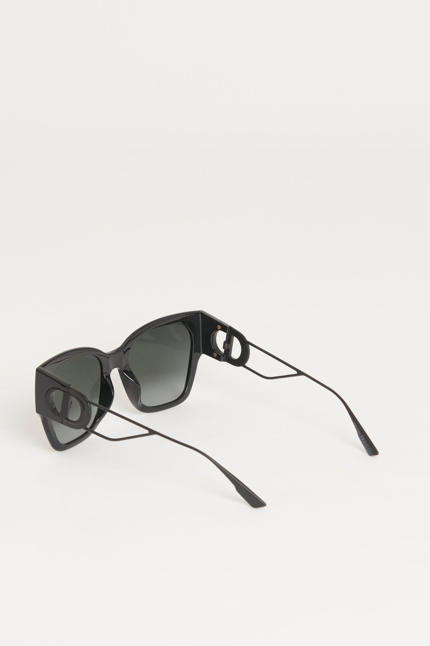 Black Montaigne 30 Oversized Square Sunglasses