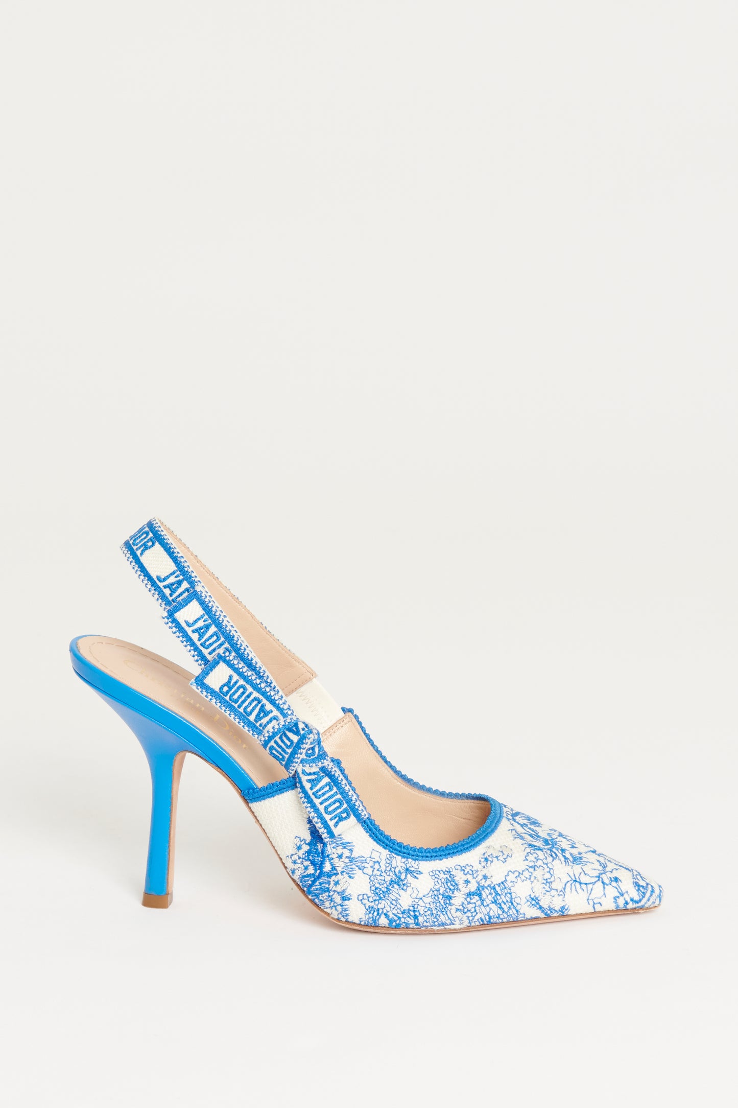 Blue And Cream Preowned Embroidered Slingback Pumps