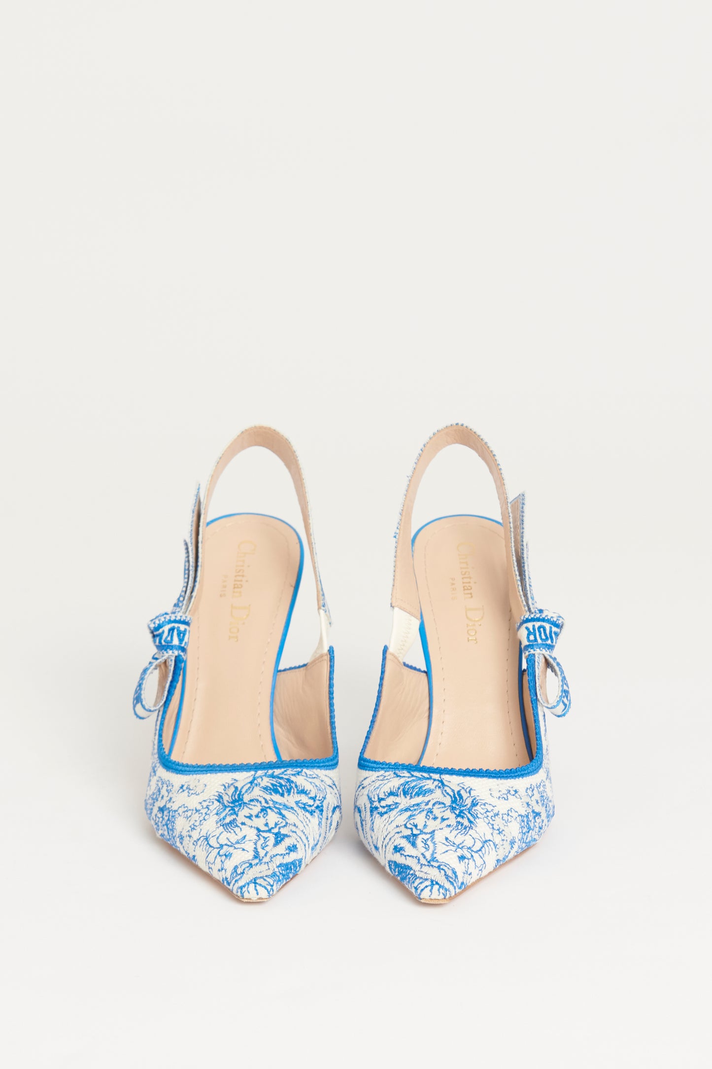 Blue And Cream Preowned Embroidered Slingback Pumps