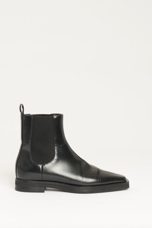 Black Leather Preowned The Ankle Flat Boots