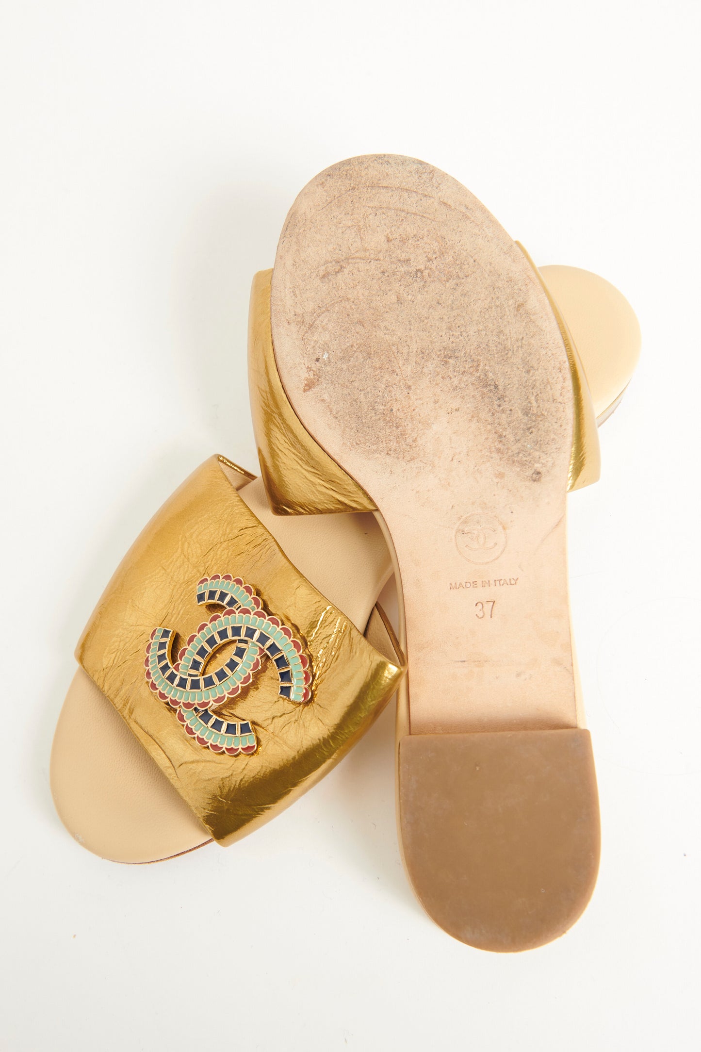 Gold Metallic Leather Preowned Slip On CC Sandals