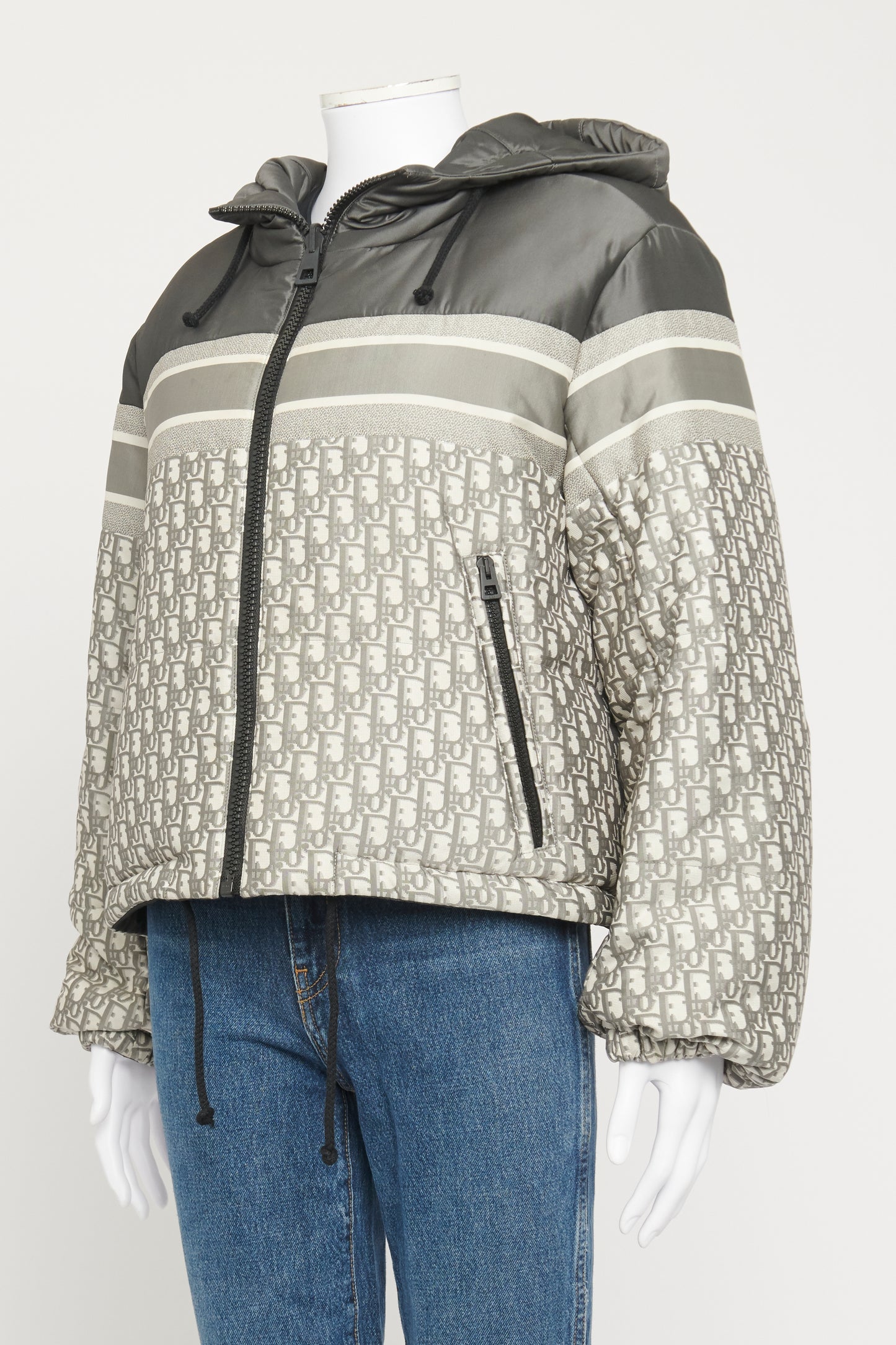 Grey Preowned Reversible Cropped Down Jacket