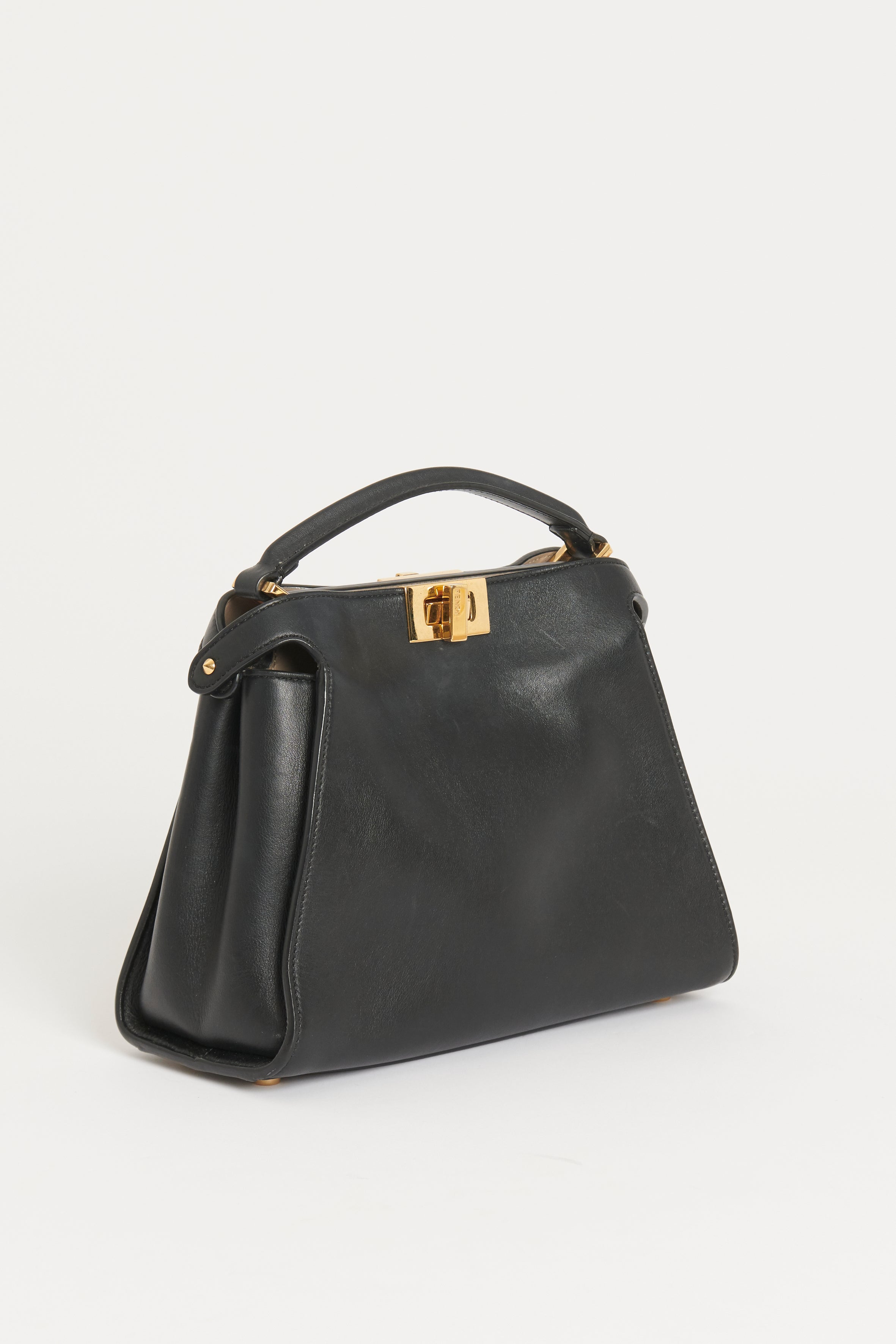 Fendi peekaboo essentially outlet bag