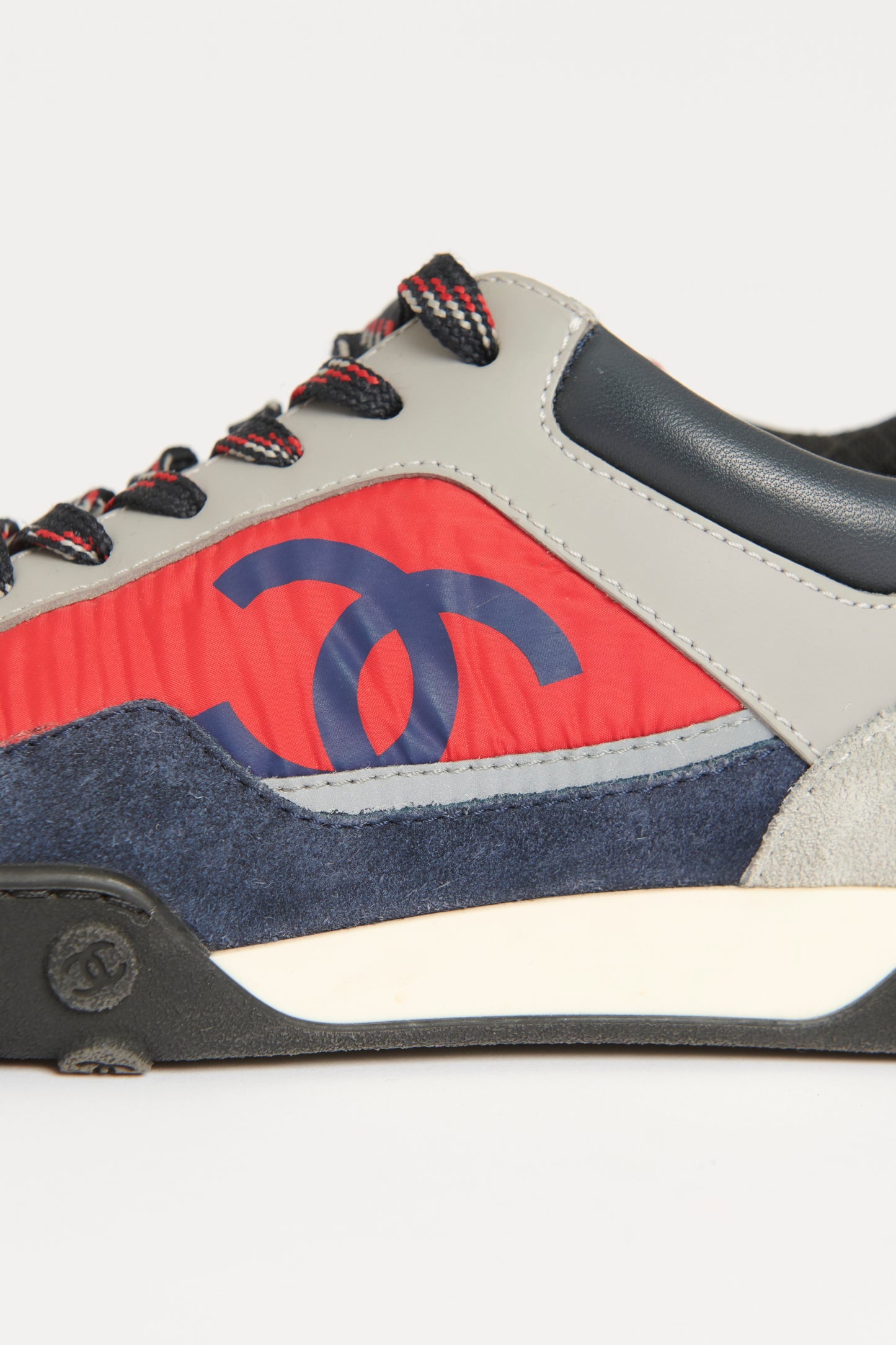 Red/Blue/Grey Preowned Trainers