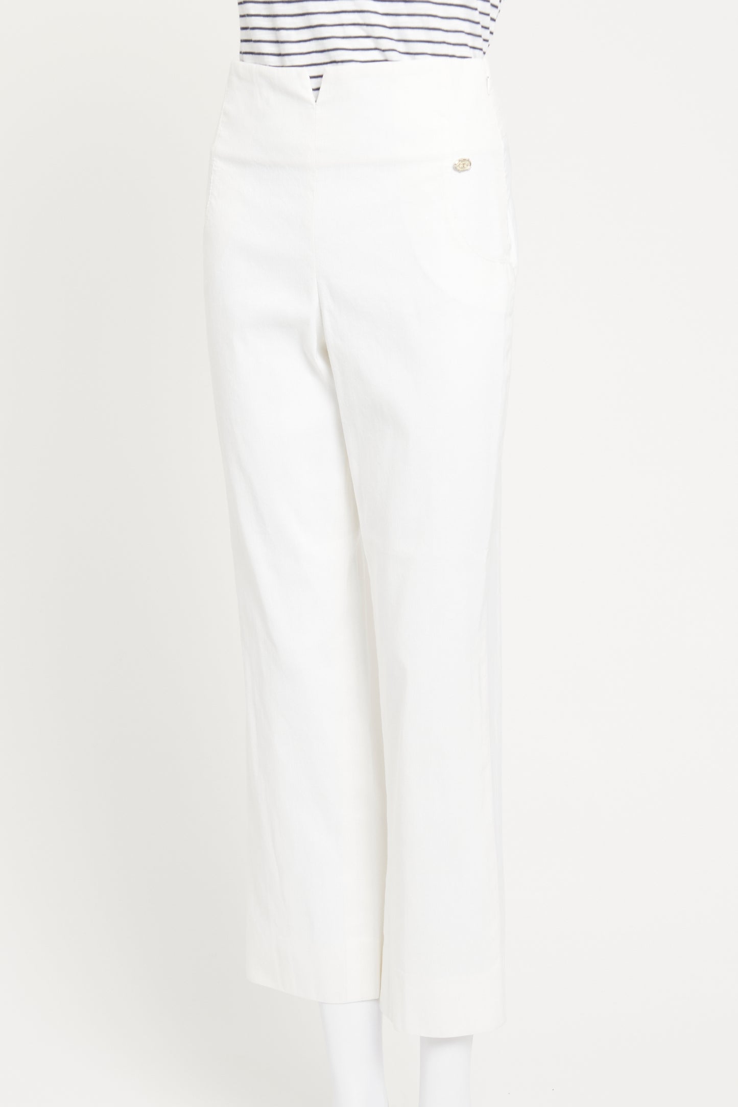 2009 White Preowned Textured Trousers