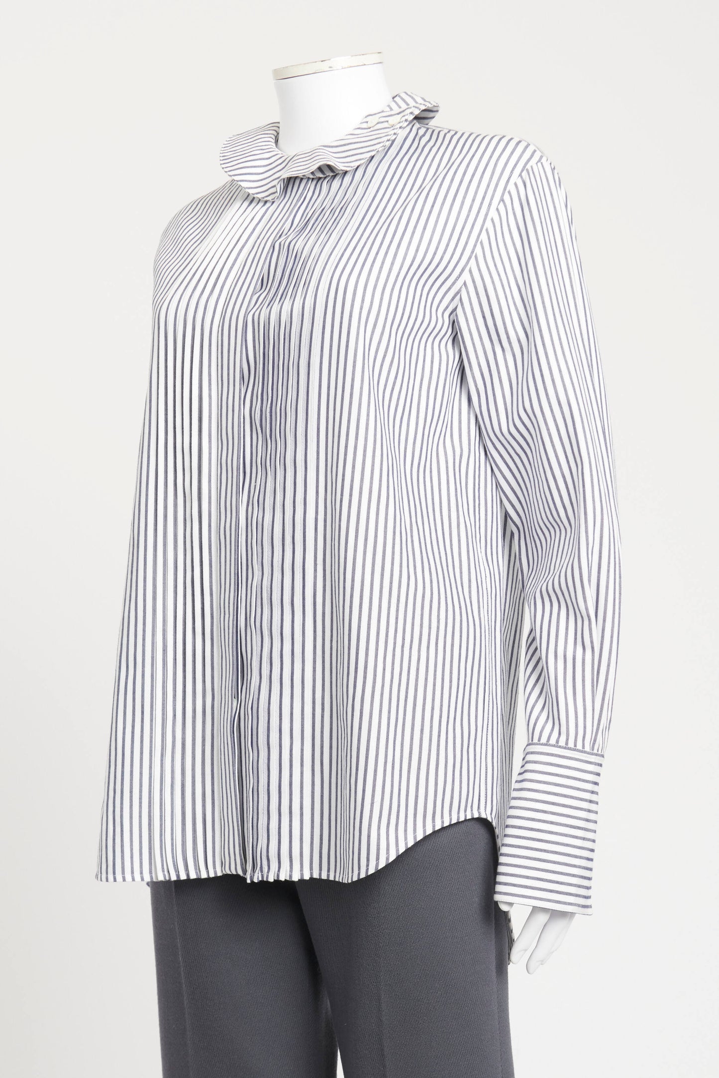 Striped Circle Collar Preowned Shirt