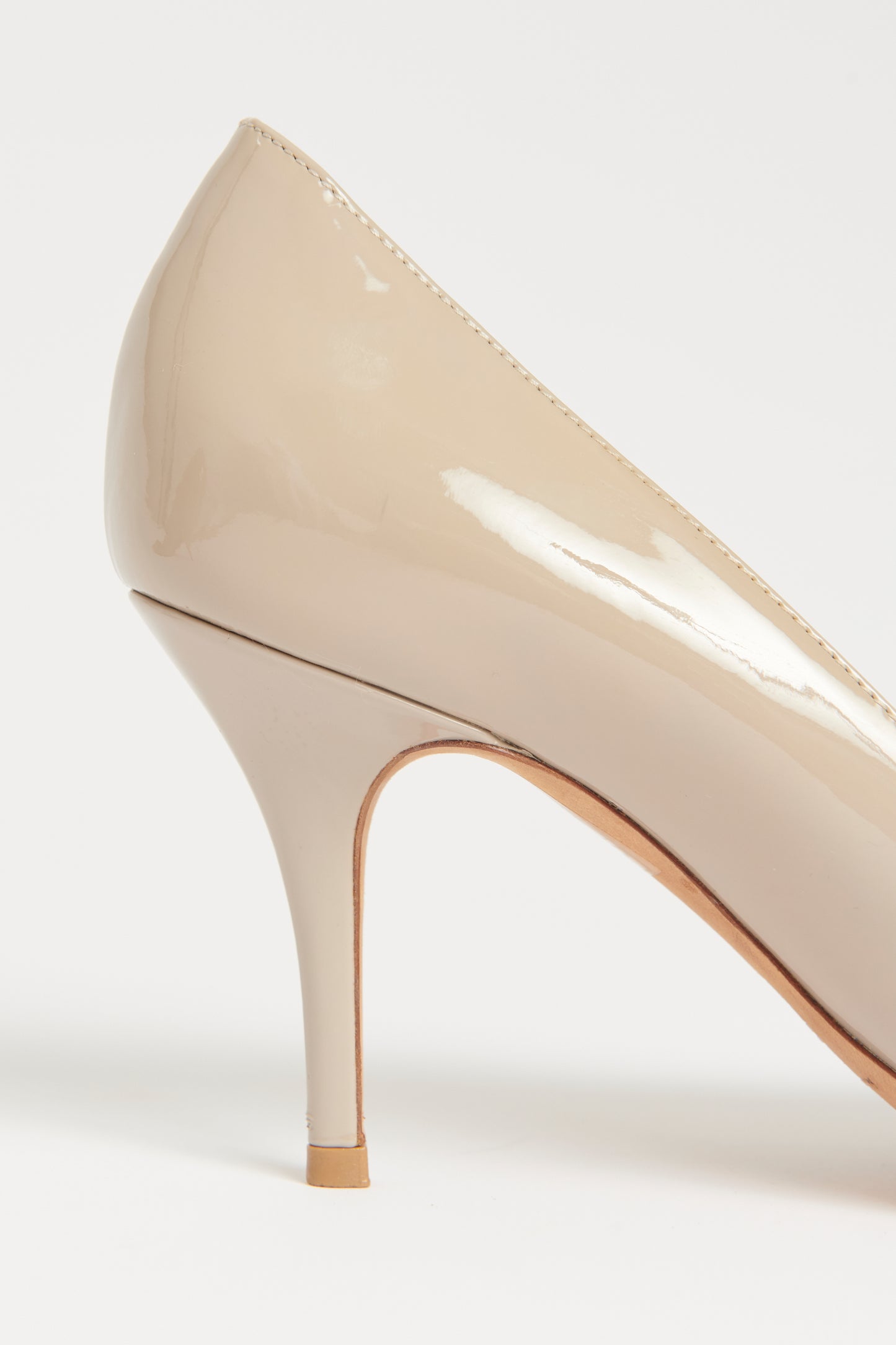 Taupe Patent Leather Preowned Pumps