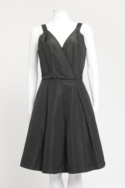 Black Polyester Blend Preowned Knee Dress