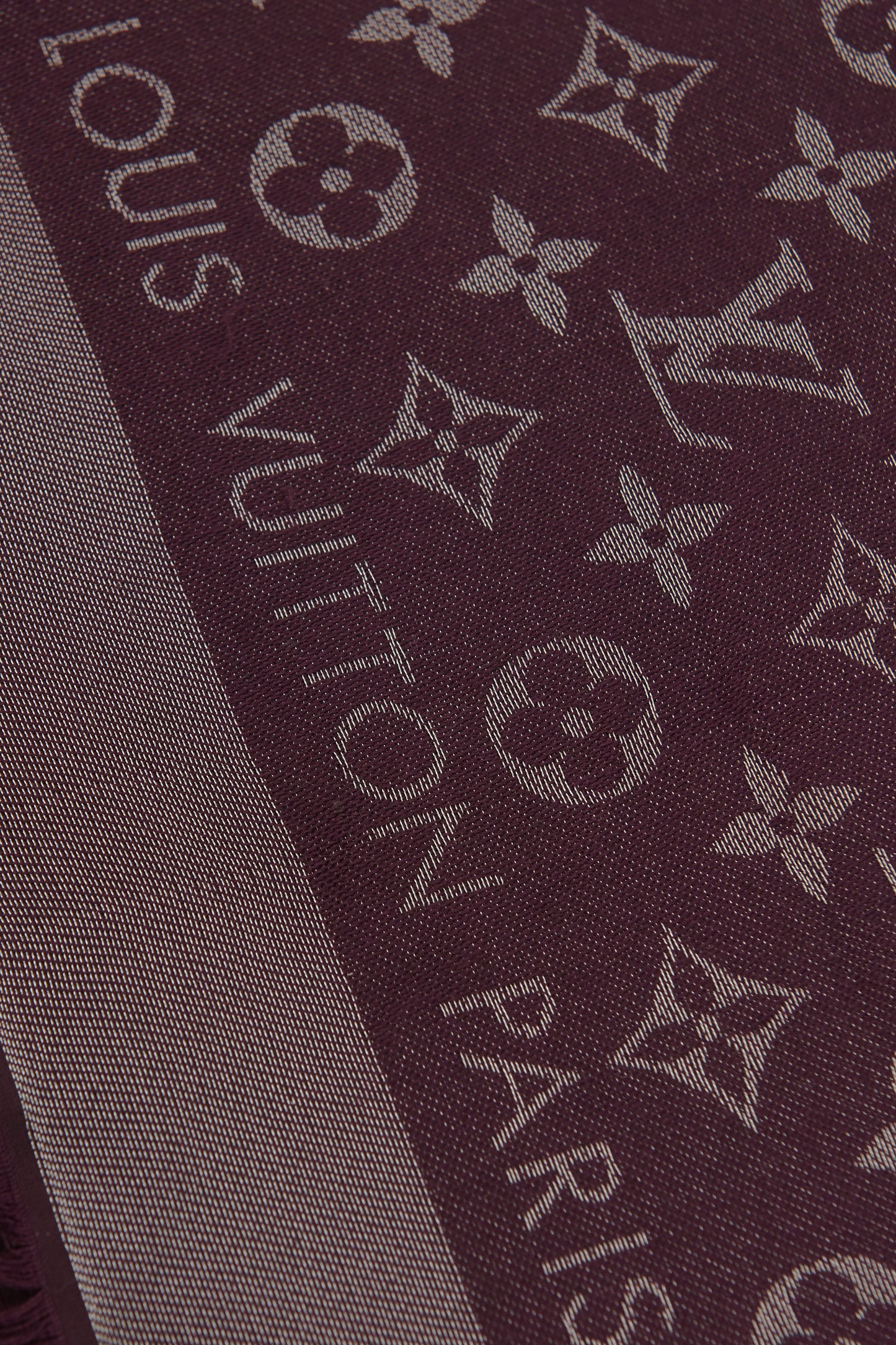 Purple Silk Blend Preowned Châle Monogram Shine Scarf