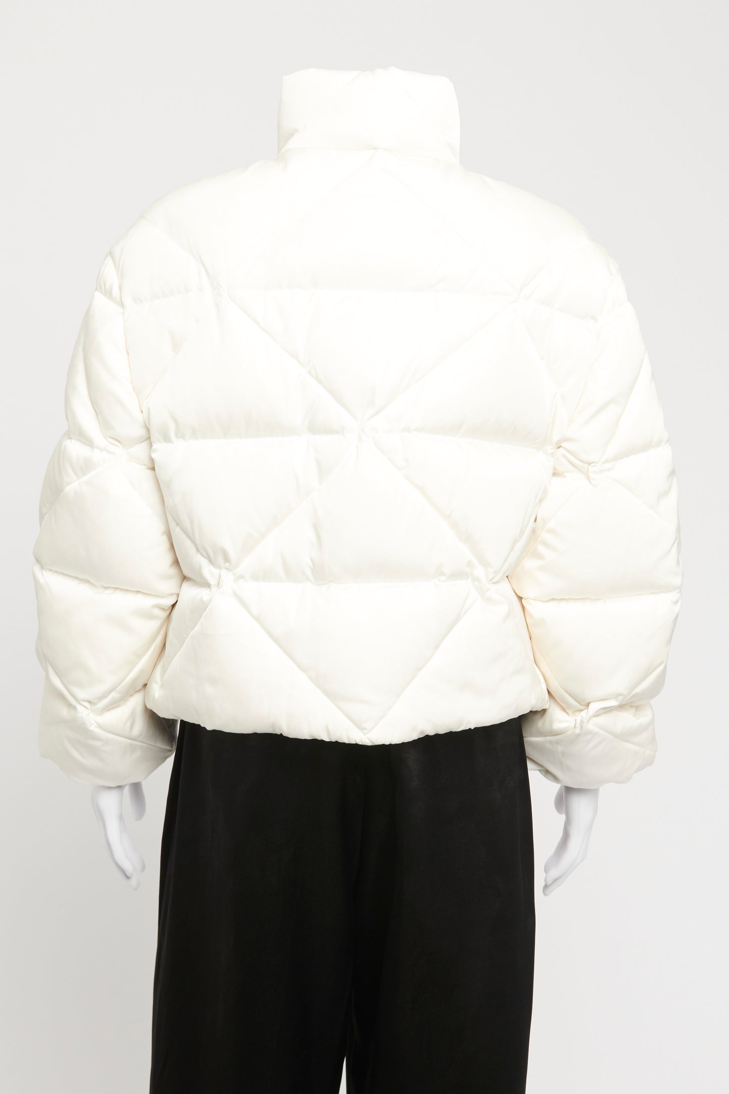 2020 White Re-nylon Preowned Gabardine Puffer Down jacket