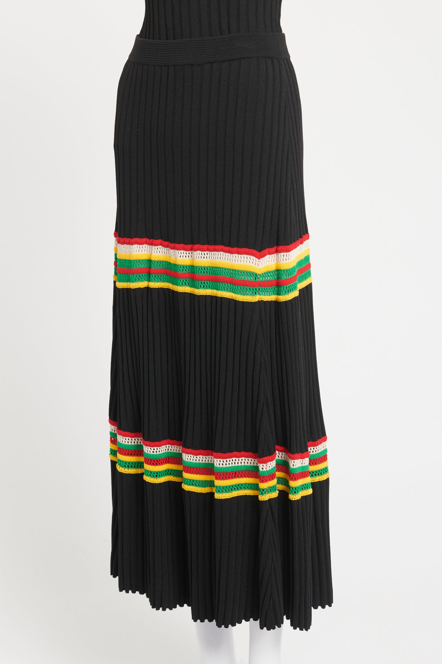 Black Ribbed Saint Ann Crochet Preowned Midi Skirt