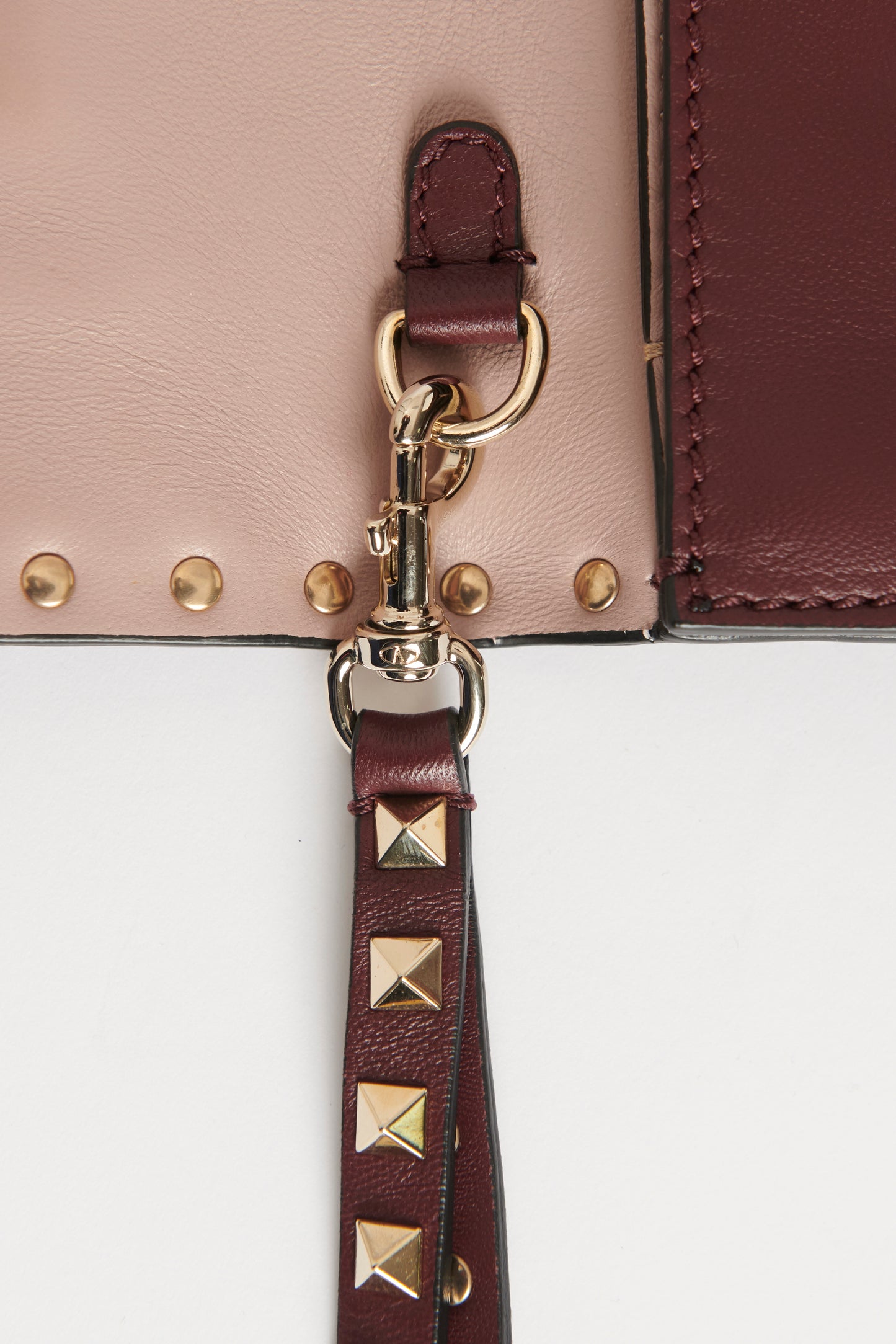Bordeaux Leather Preowned Rockstud Clutch Bag