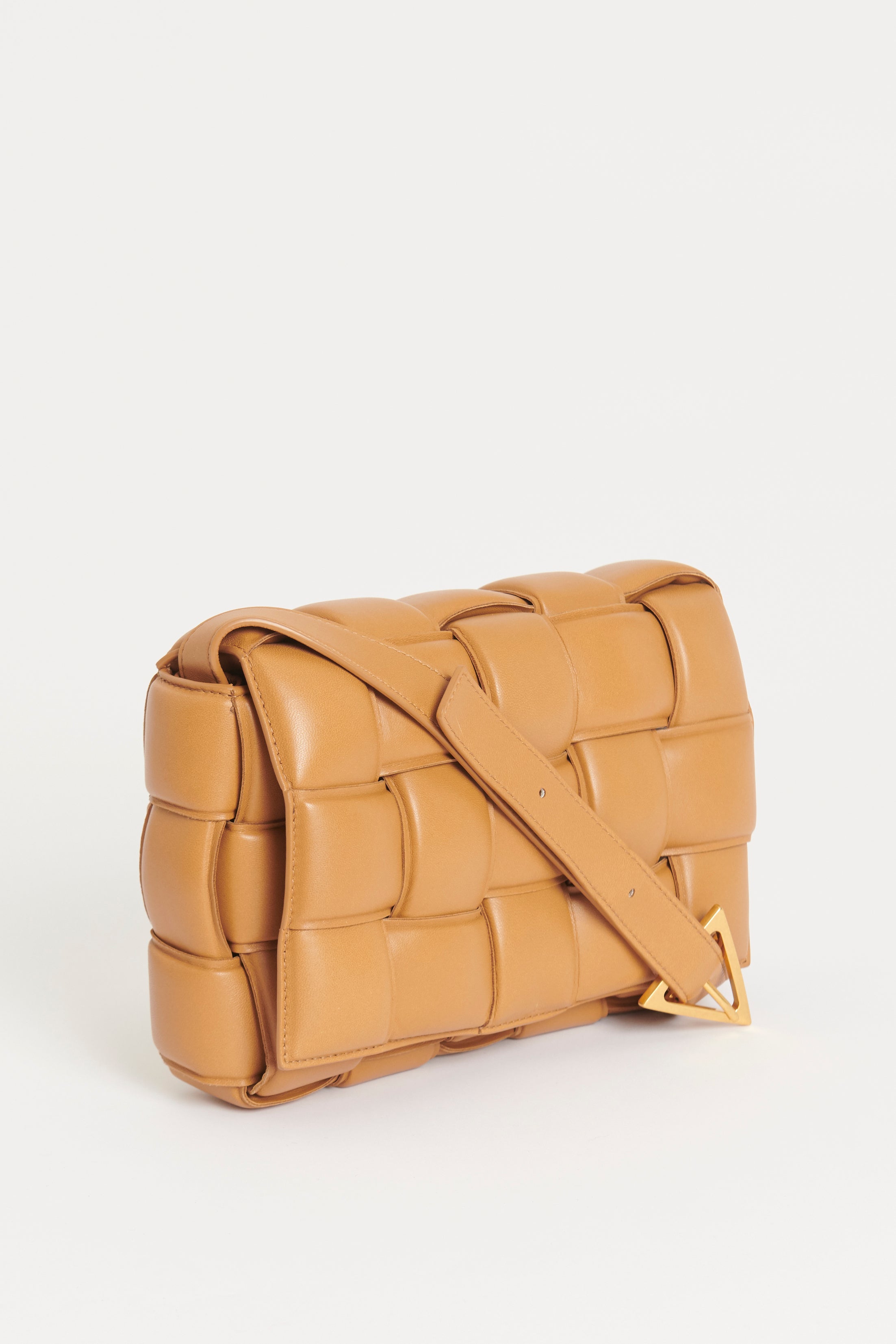 Bottega veneta cassette bag caramel hot sale