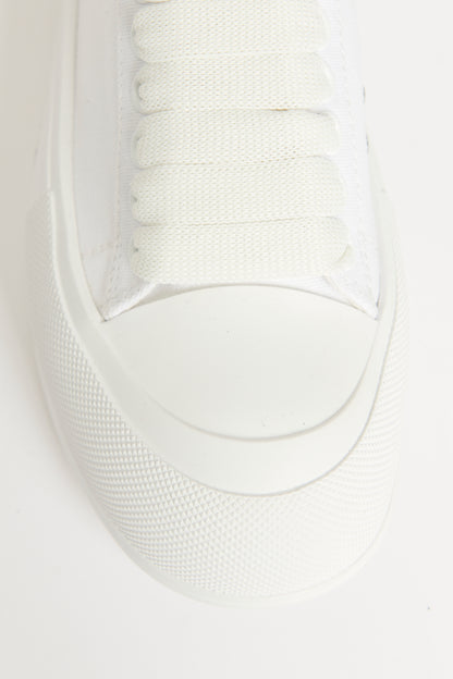 White Cotton Canvas Preowned Lace Up Deck Trainers