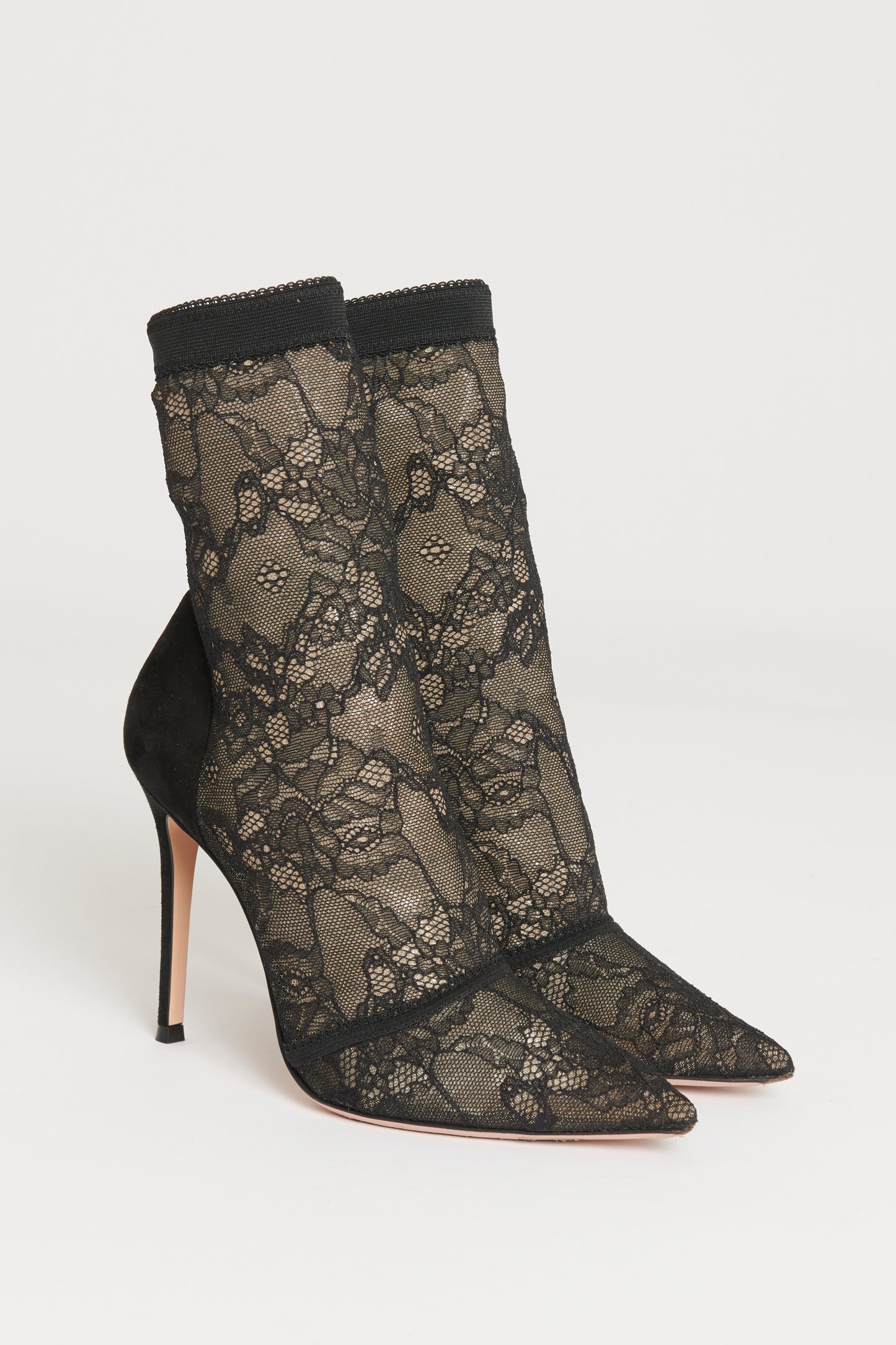 Black Lace Brinn Preowned Pointed Toe Boots