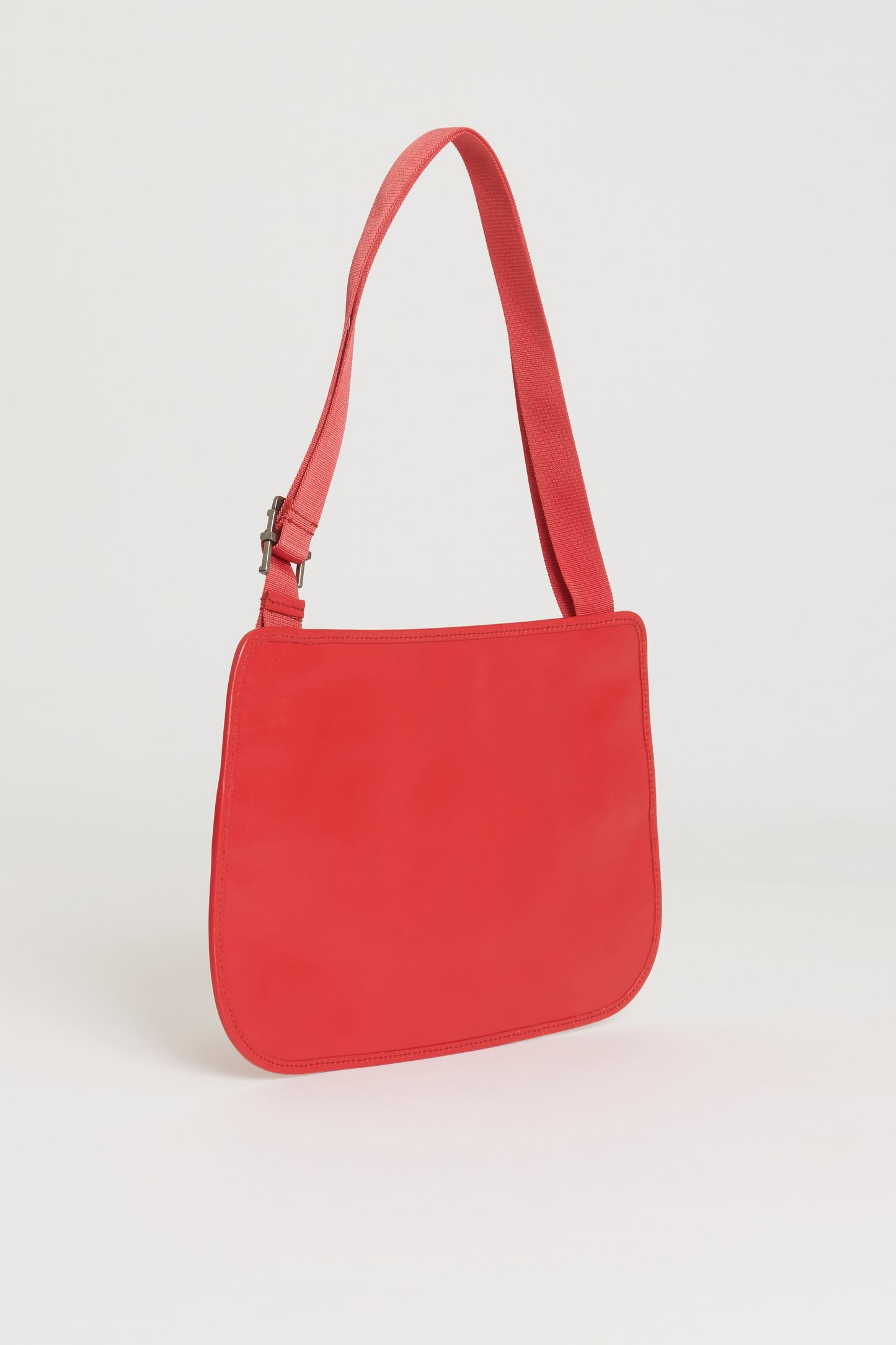 Red Calfskin Preowned Zip-Up Shoulder Bag