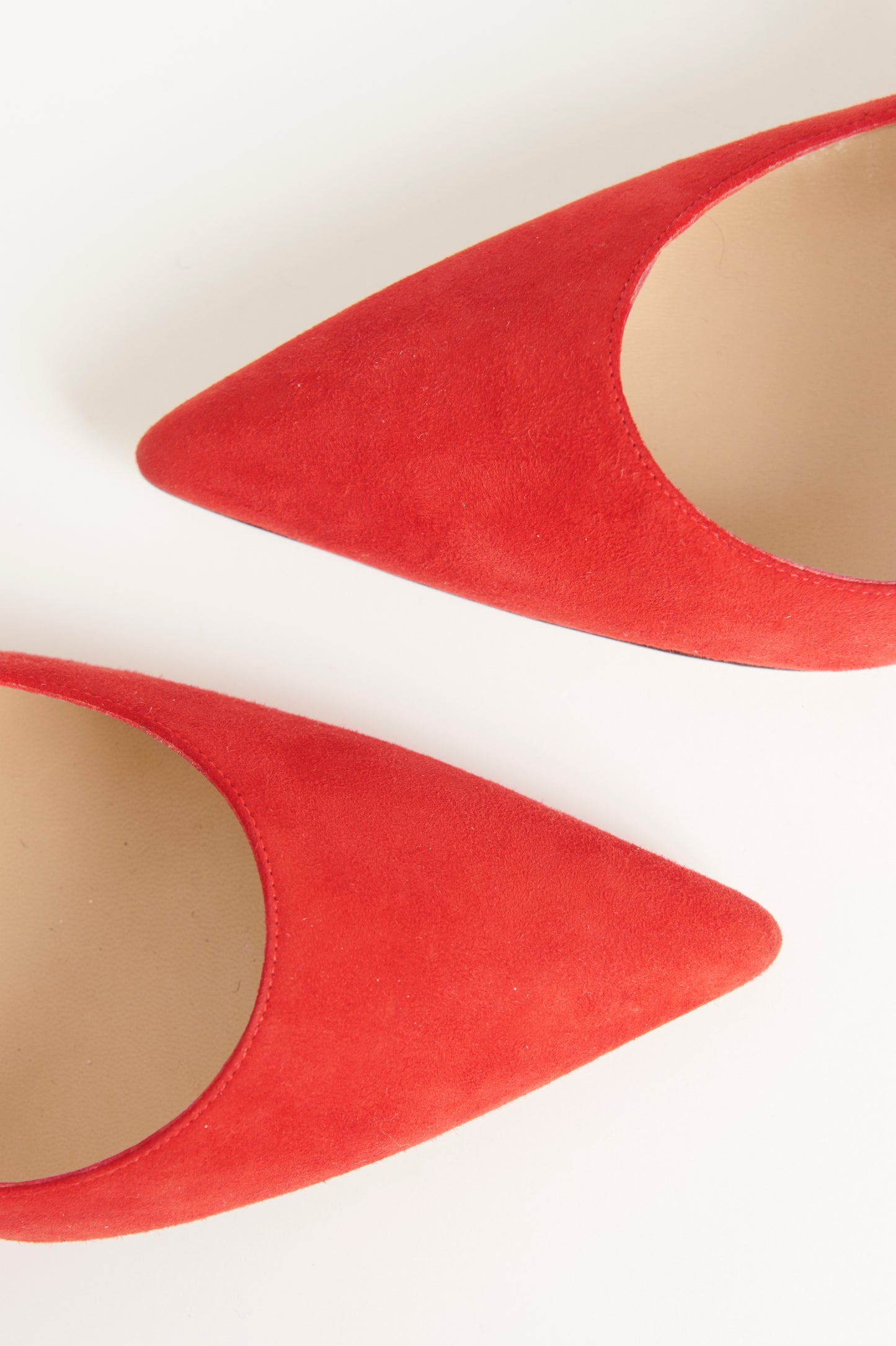 Red Suede Preowned BB Pointed Toe Pumps