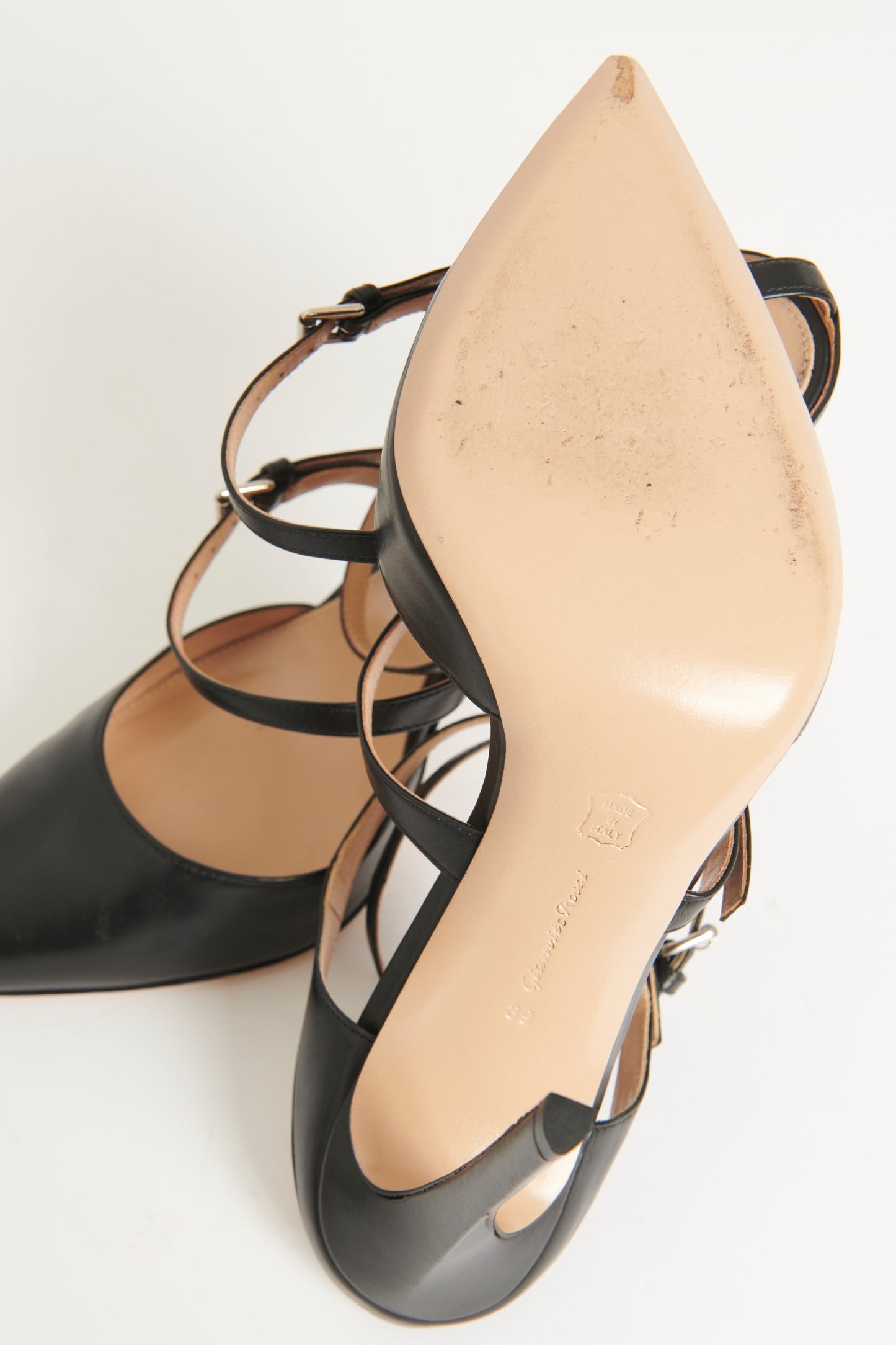 Black Leather Preowned Carey Pointed Toe Pumps