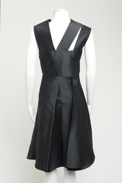 Black Silk Preowned Bow Fit and Flare Knee-Length Dress