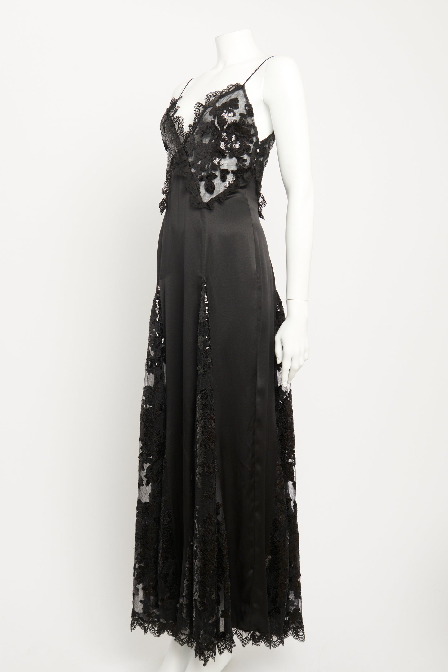 2023 Black Synthetic Blend Preowned Sequin & Lace Embellished Gown