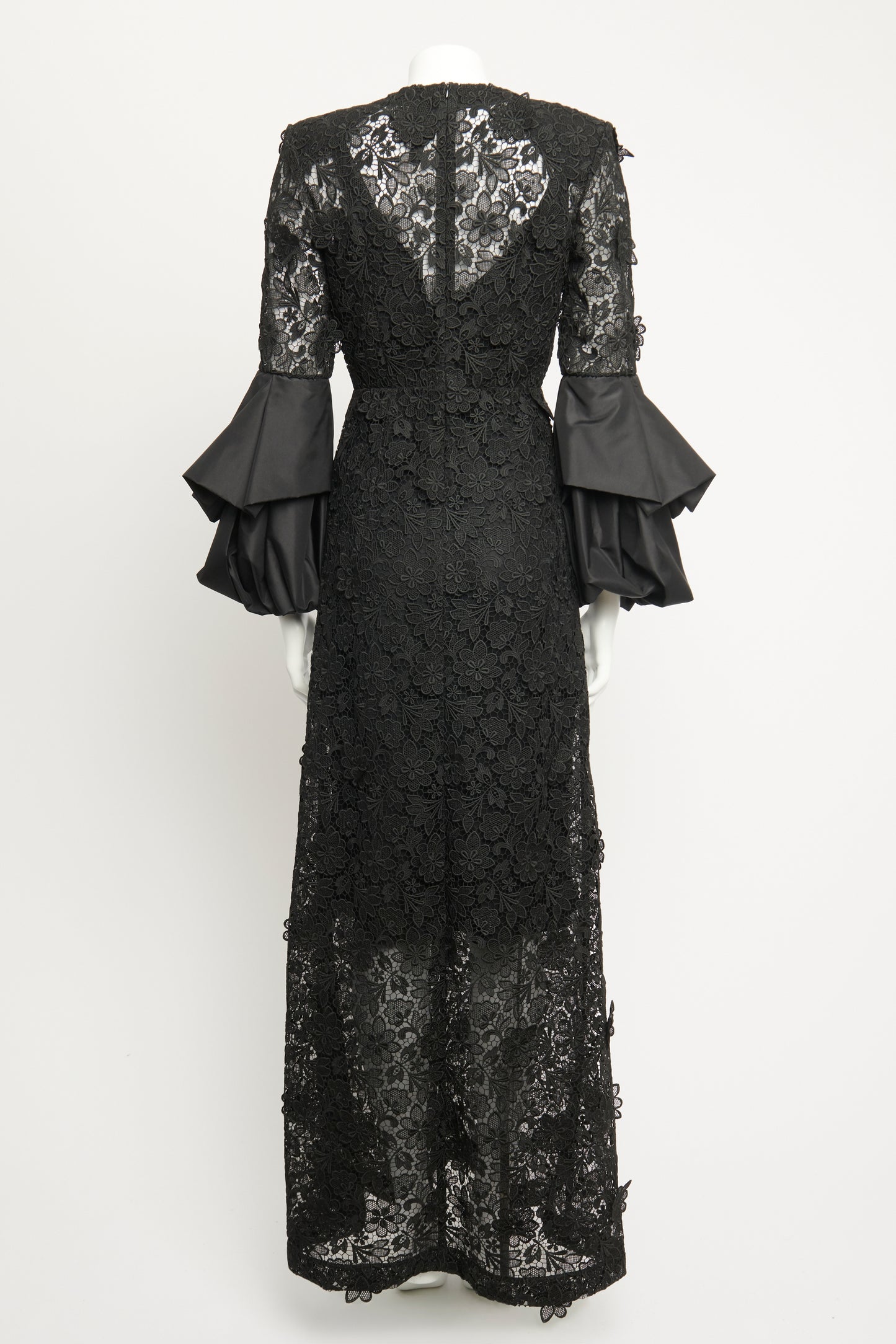 2023 Black Guipure Lace Preowned Jayma Maxi Gown