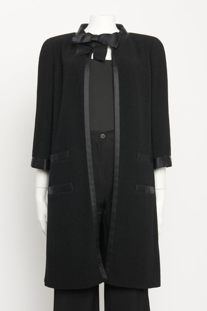 2005 Black Wool Preowned Satin Trimmed Coat