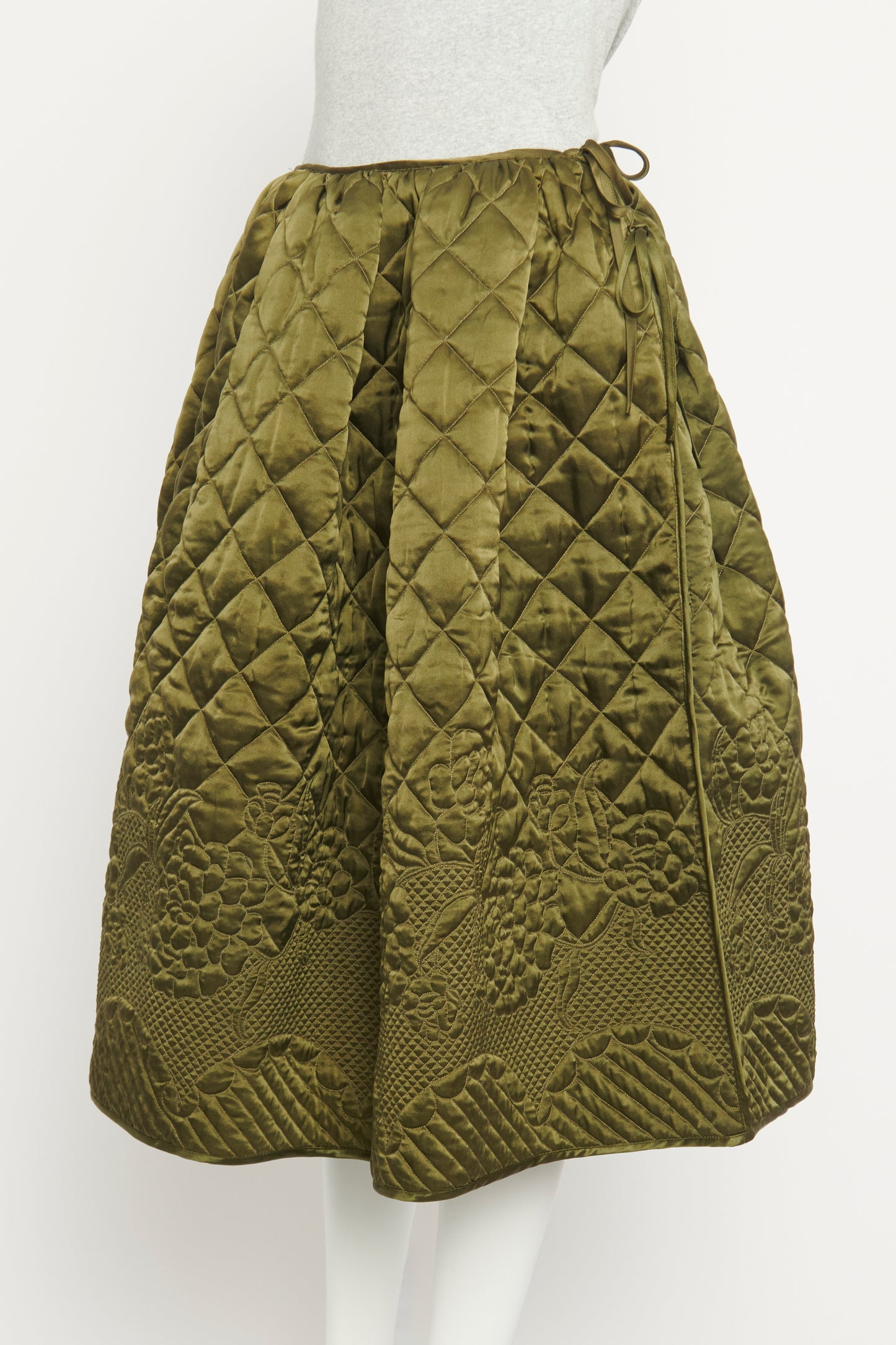 2018 Khaki Quilted Silk Preowned Skirt