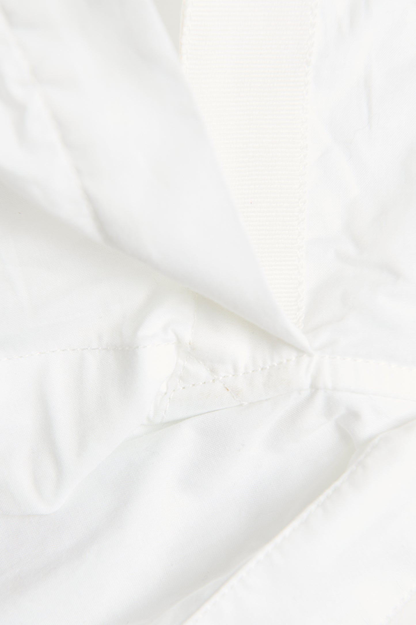2021 White Cotton Preowned Chemise Capri Cropped Shirt