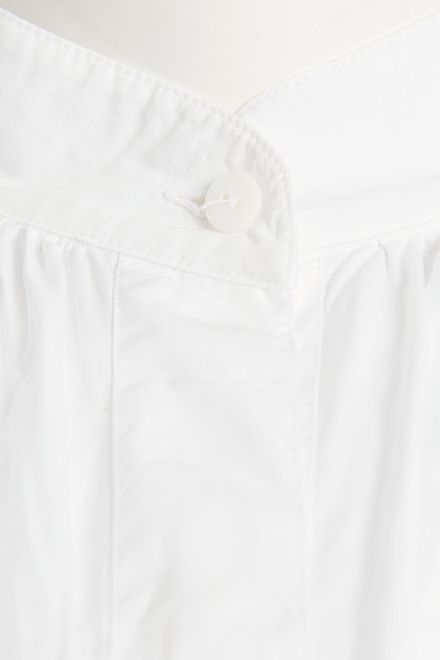 White Cotton Preowned Cropped Shirt