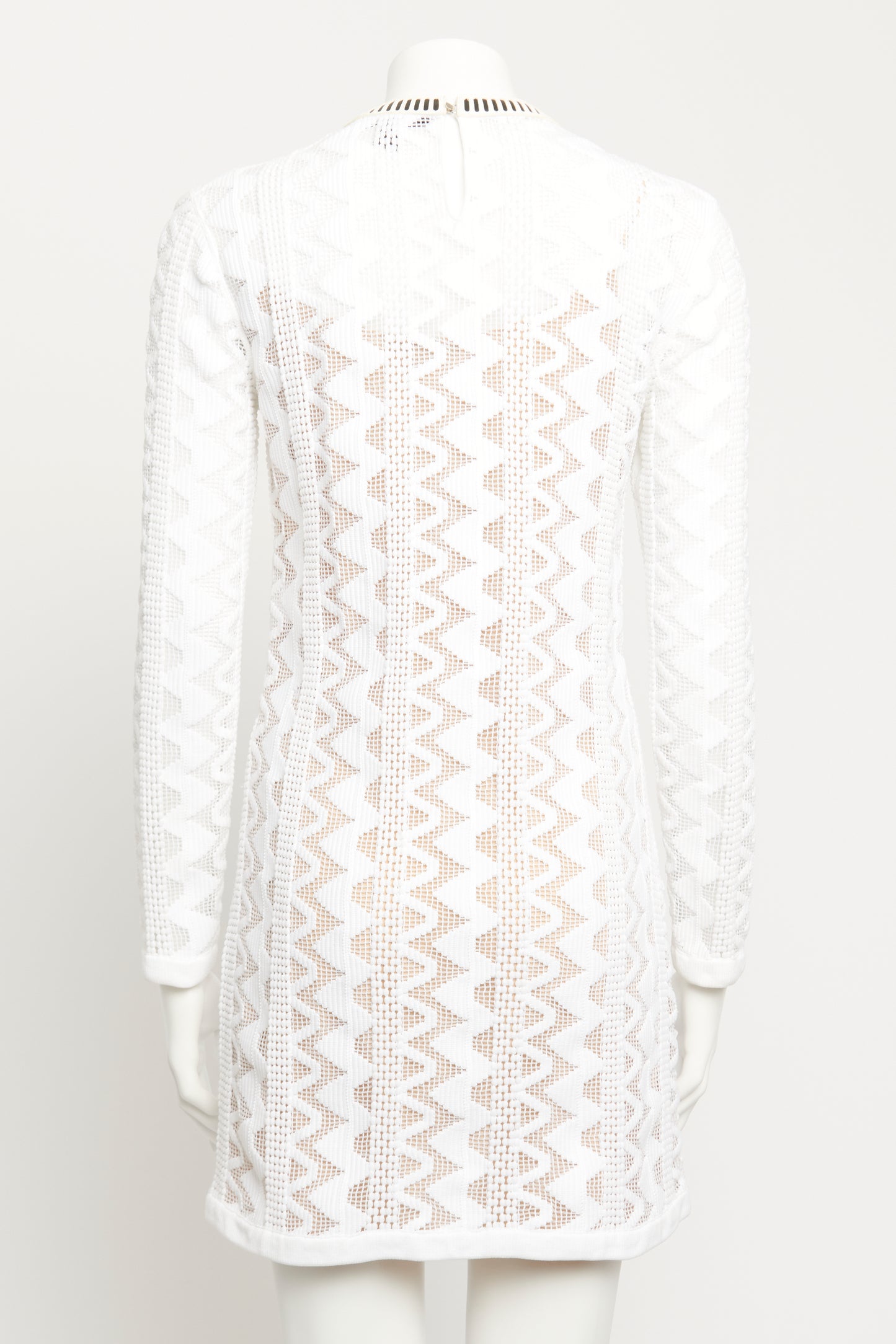 2015 White Synthetic Preowned Crochet Zig Zag Mini Dress