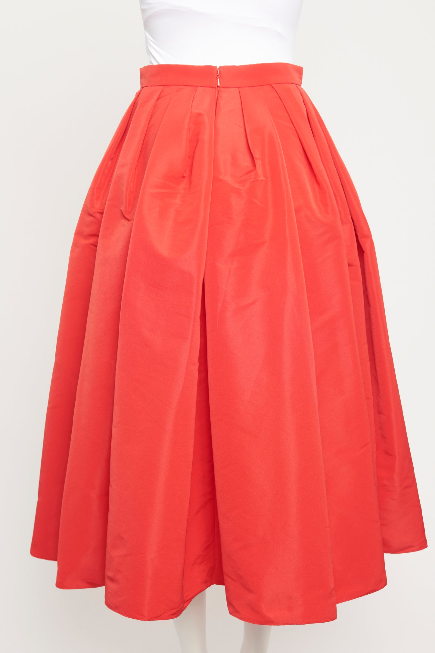 Red Taffeta Pleated Preowned Skirt