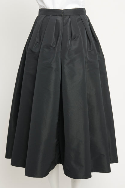 Black Taffeta Pleated Preowned Skirt