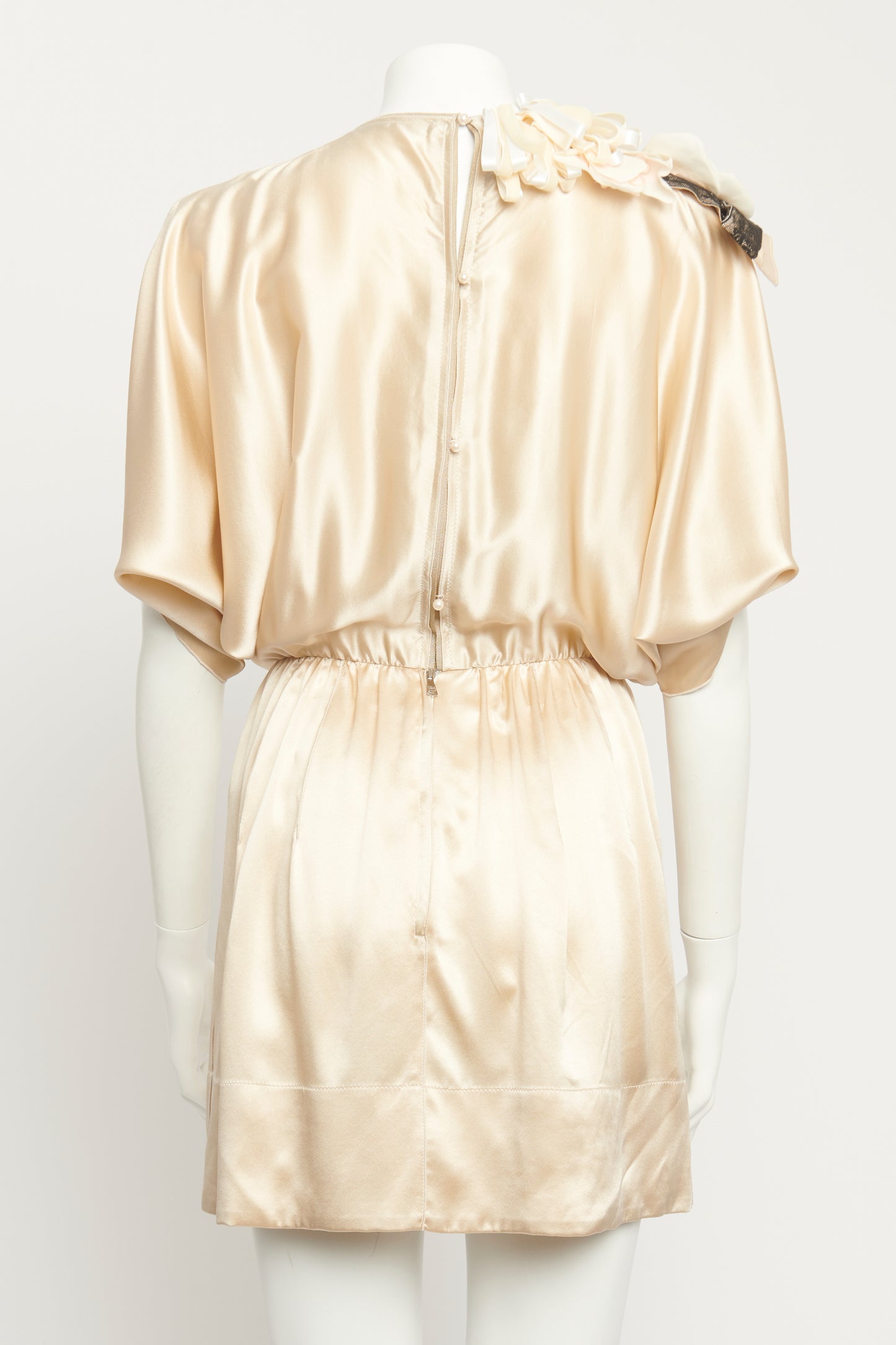 Cream Silk Embellished Preowned Mini Dress