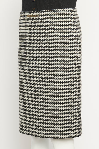 Houndstooth Knee Length Preowned Pencil skirt