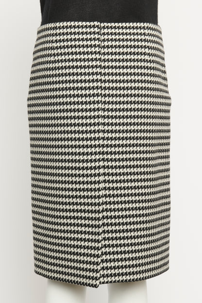 Houndstooth Knee Length Preowned Pencil skirt