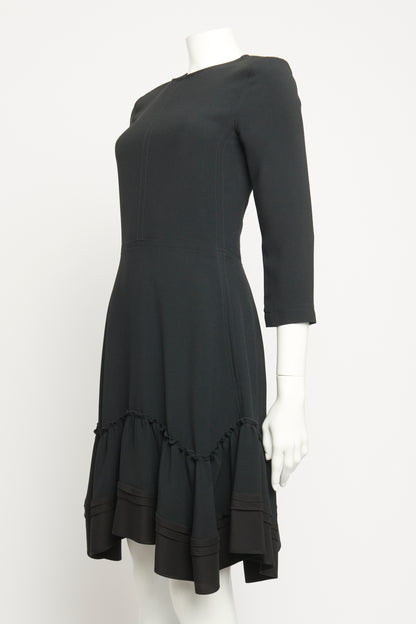 Black Ruffle Hem Preowned Shift Dress