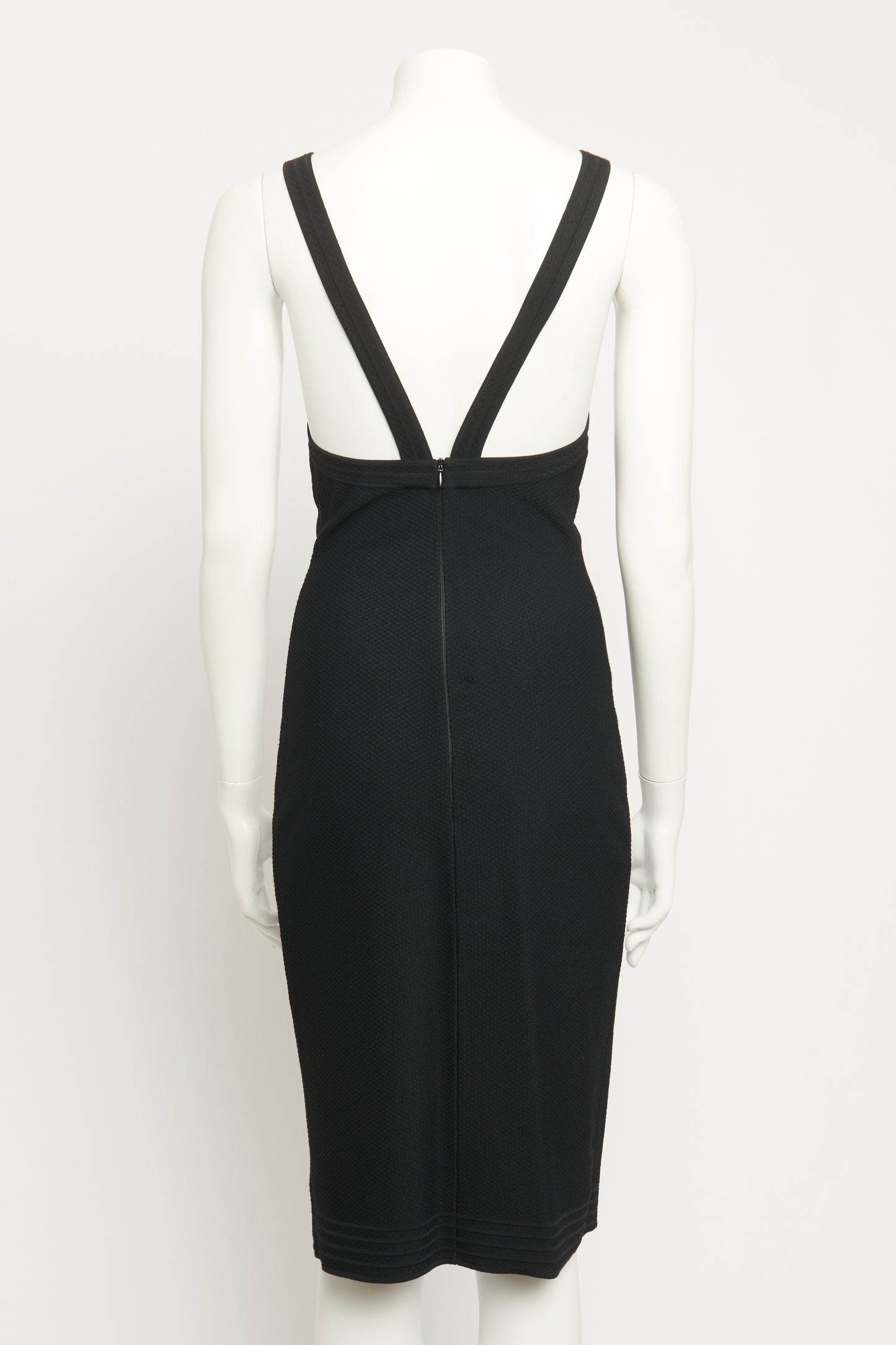 Black Stretch-Knit Preowned Fitted Knee Length Dress