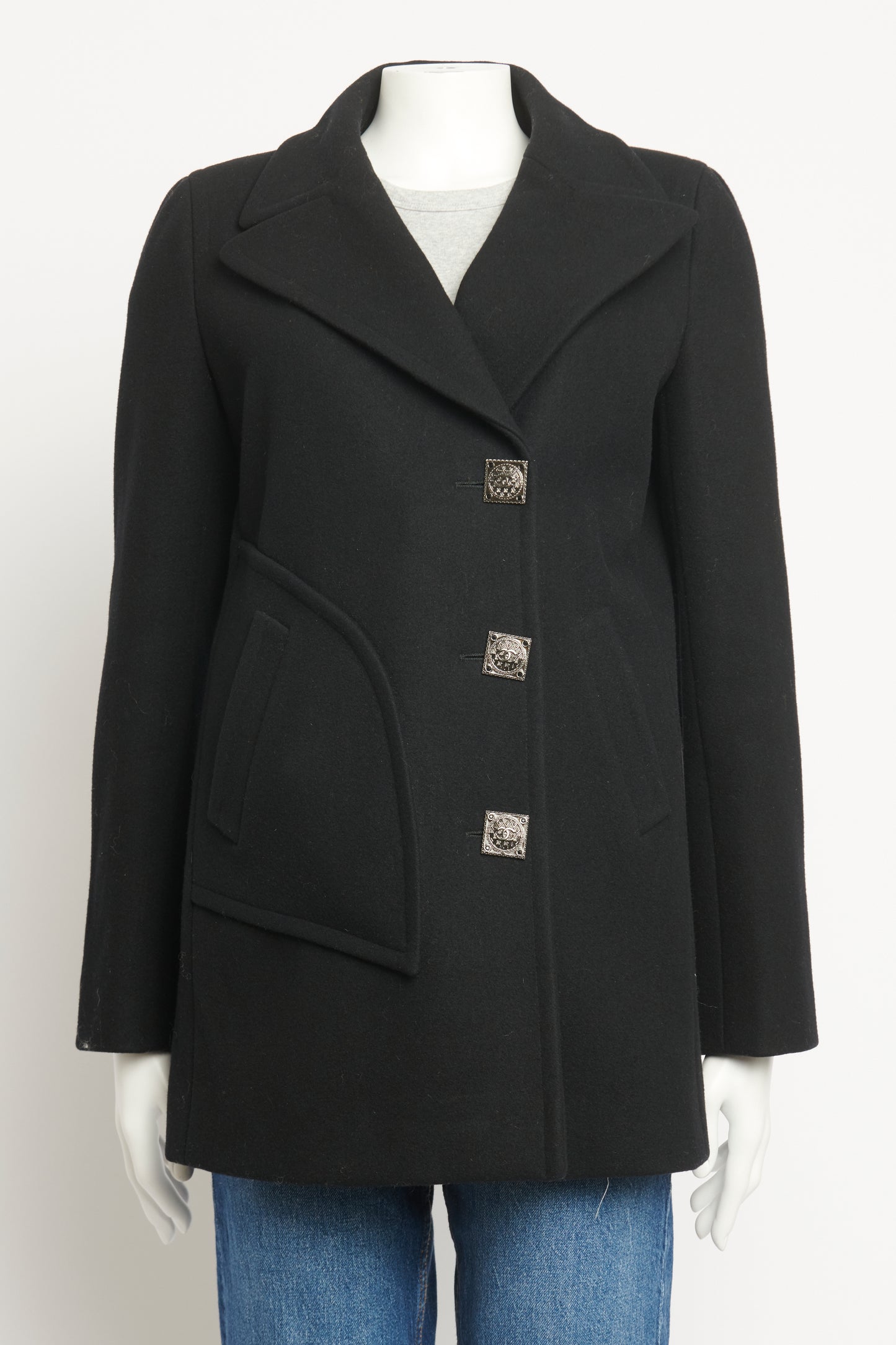 2011 Black Wool Preowned Double Breasted Coat