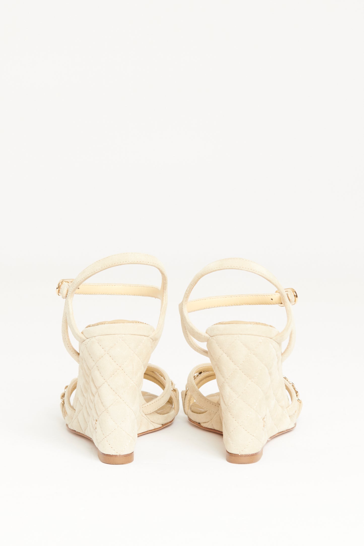 Cream Suede Quilted Wedge Preowned Sandals