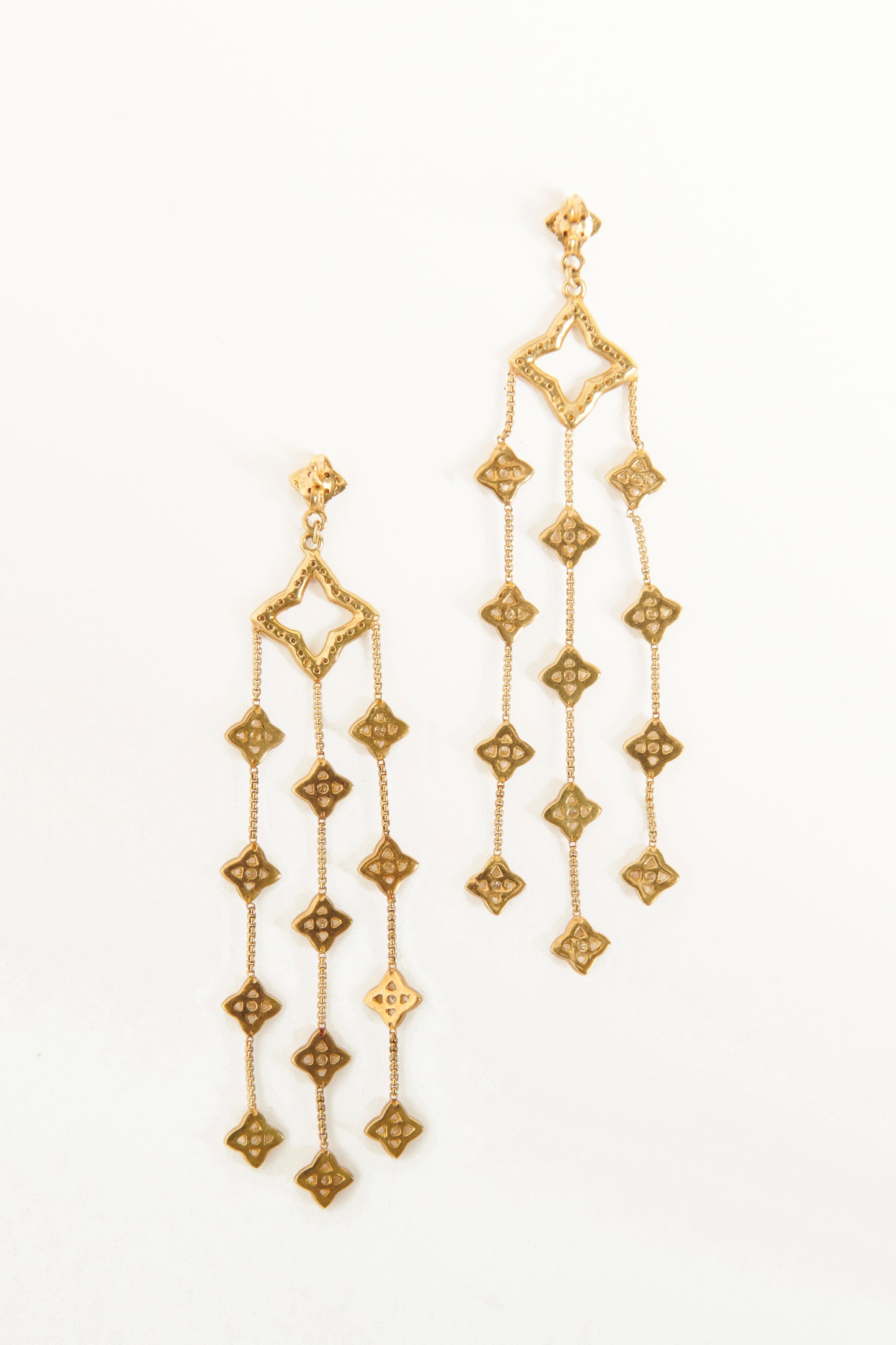 18K Yellow Gold Preowned Quatrefoil Chain earrings