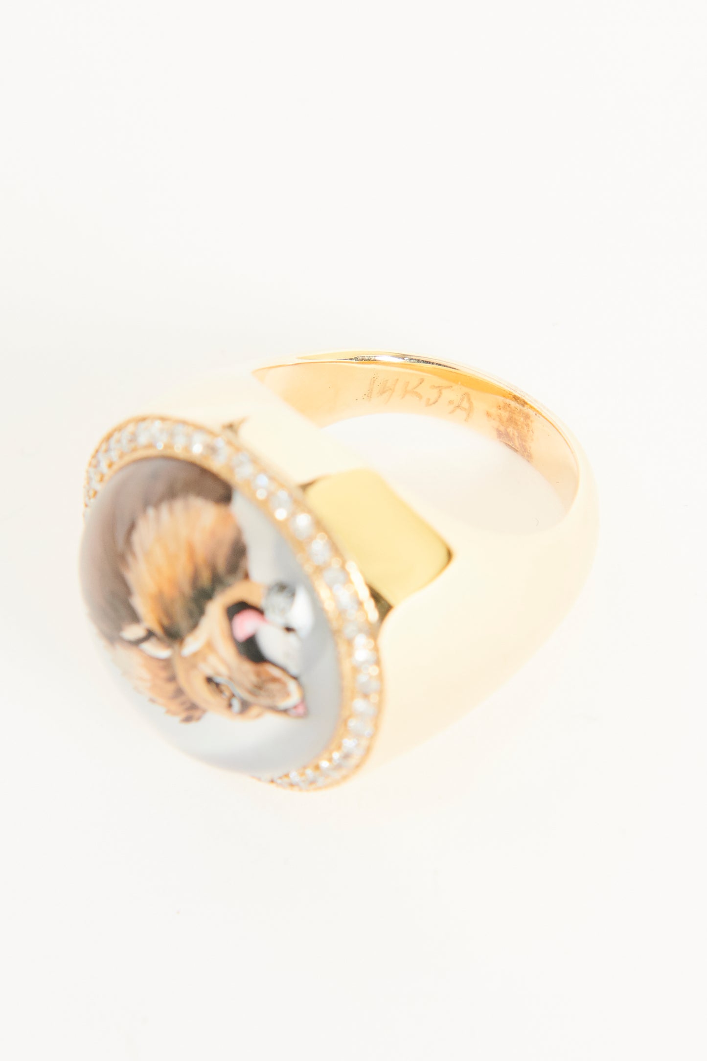 14K Yellow Gold Preowned Diamond And Mother Of Pearl Lion Signet Ring