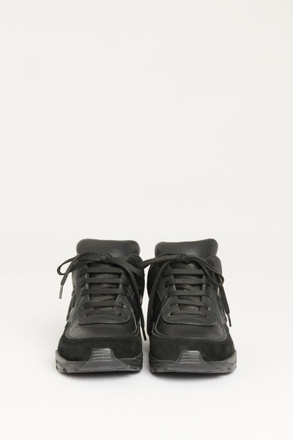 Black Leather Preowned Lace Up Trainers