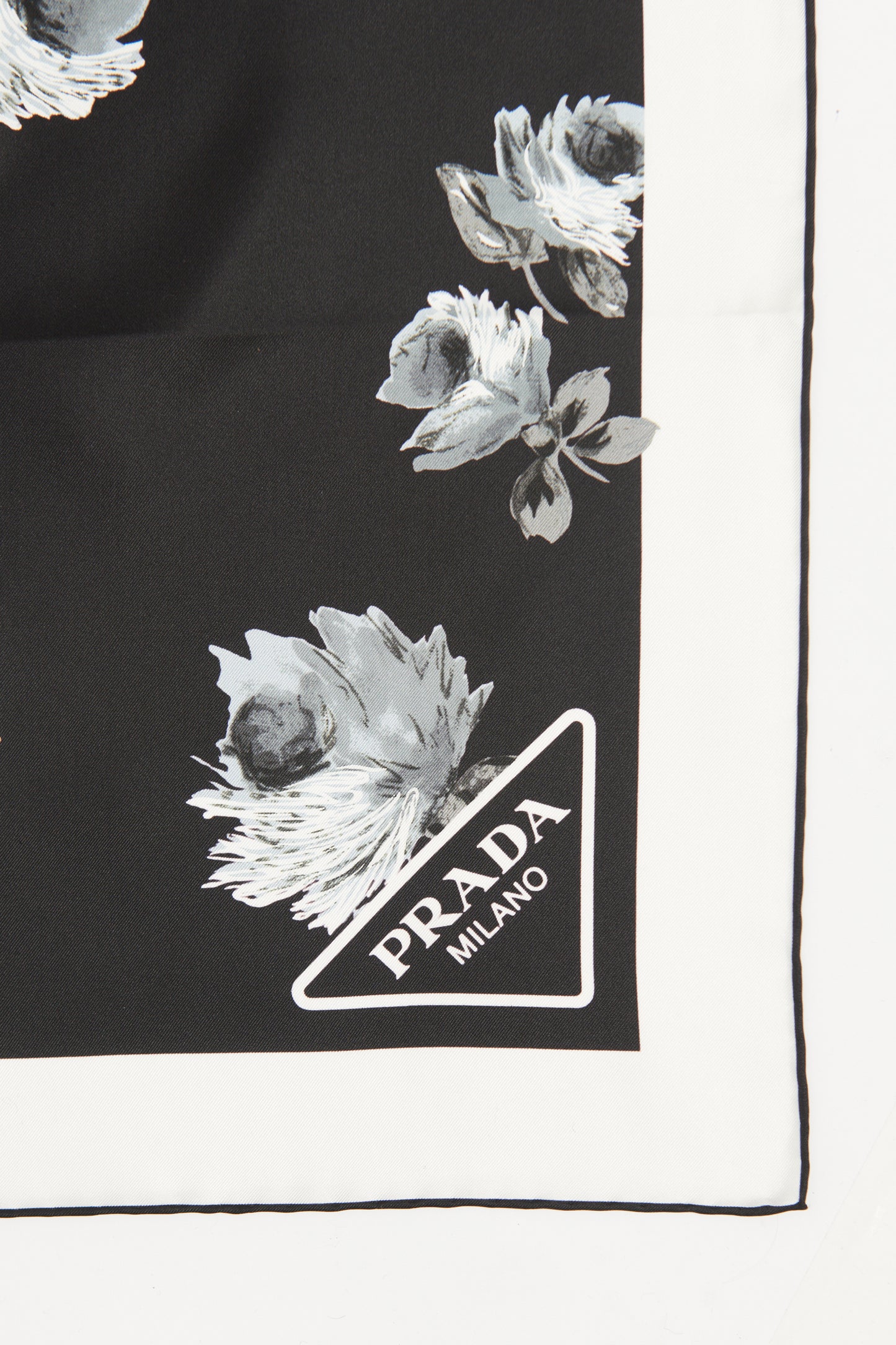 2023 Black Silk Preowned Printed Floral Scarf