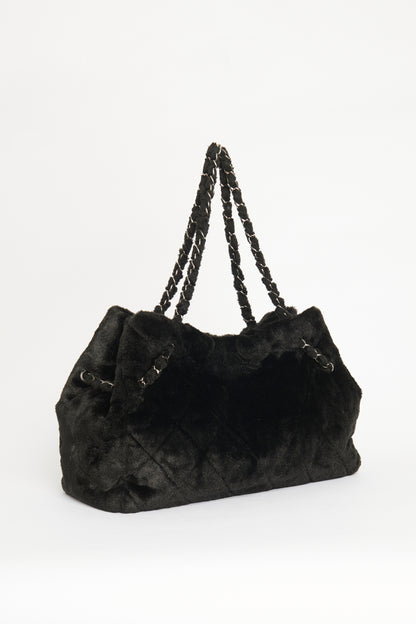 2009 Black Fantasy Faux Fur Preowned Camellia Quilted Tote Bag