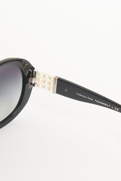 Black Acetate Preowned Oversize Round Pearle Sunglasses