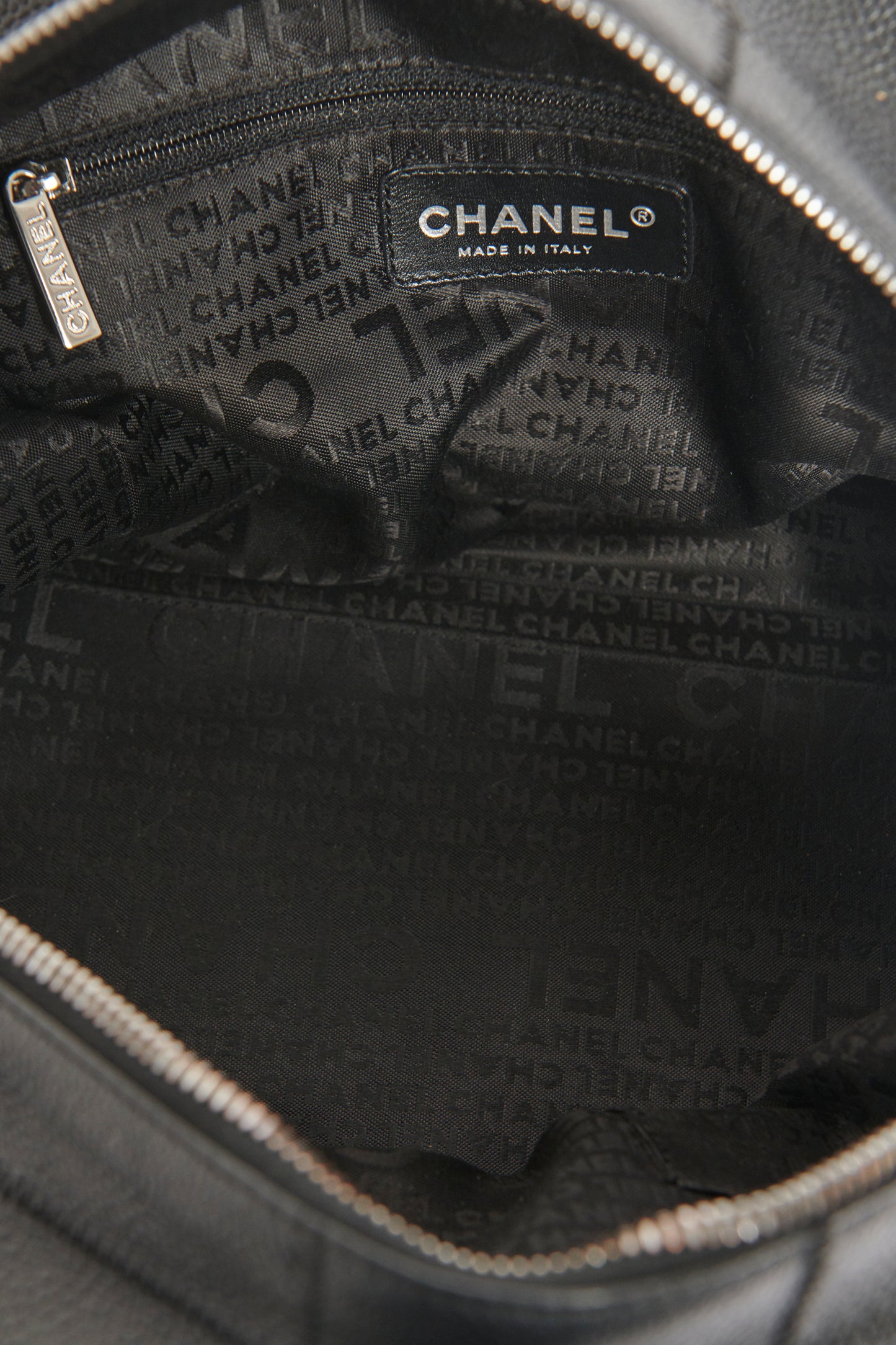 2005 Black Caviar Leather Preowned Chocolate Bar Bowling Bag