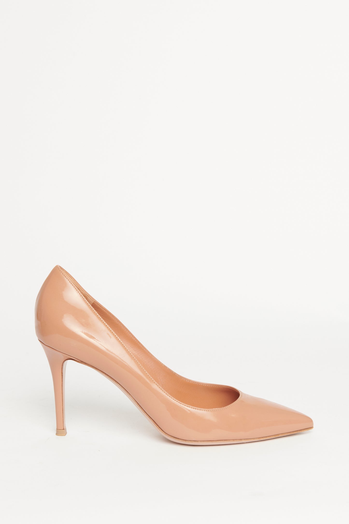 Patent Pointed Preowned Heeled Pumps