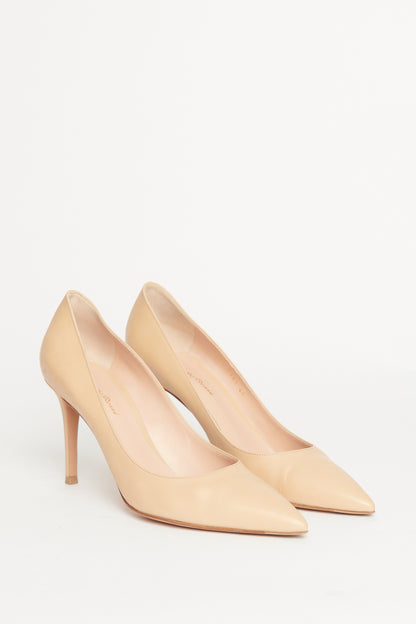 Cream Suede Pointed Preowned Heeled Pumps