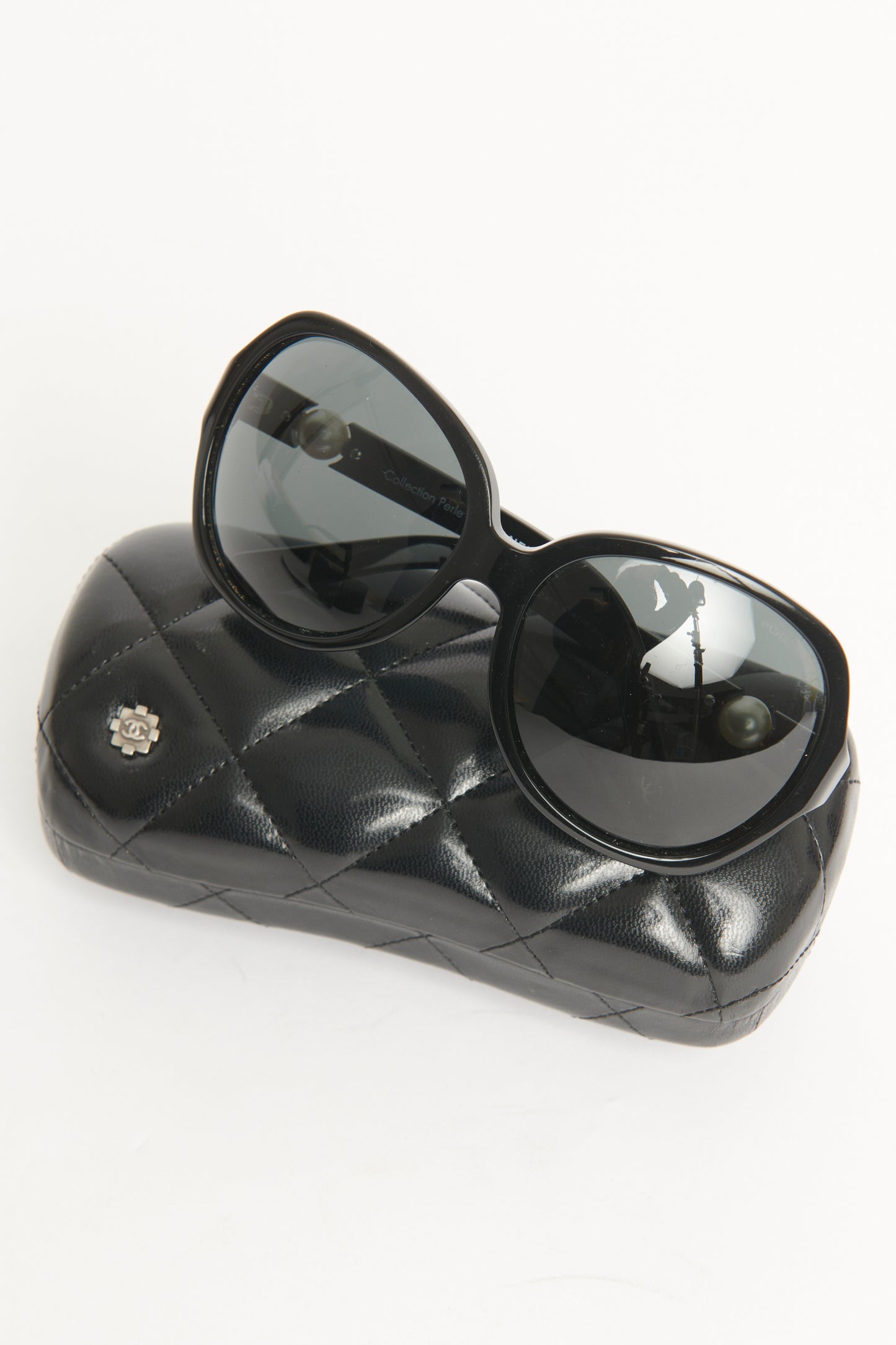 Black & Pearl Square Lend Preowned Sunglasses